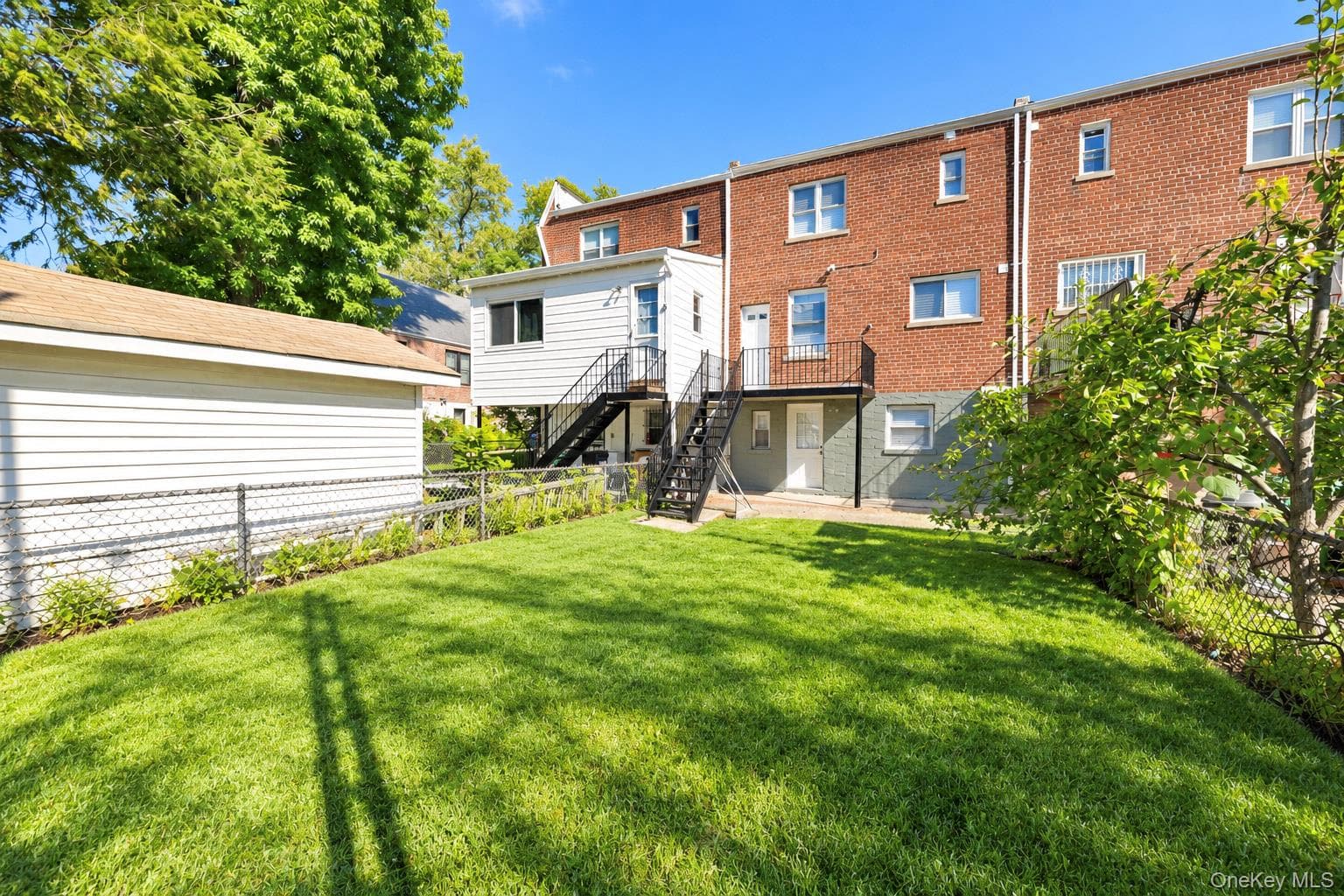 2427 Morgan Avenue thumbnail 45