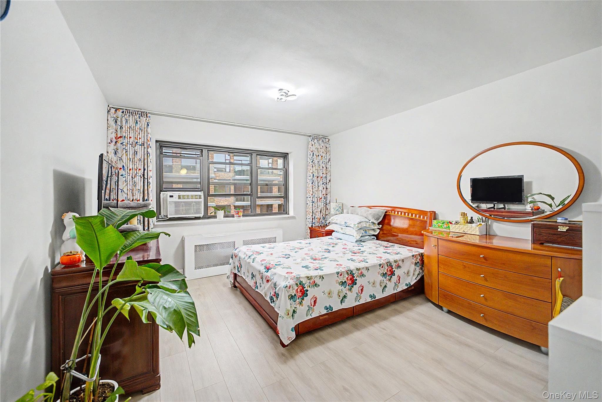 3170 138th Street Unit: 5F thumbnail 6