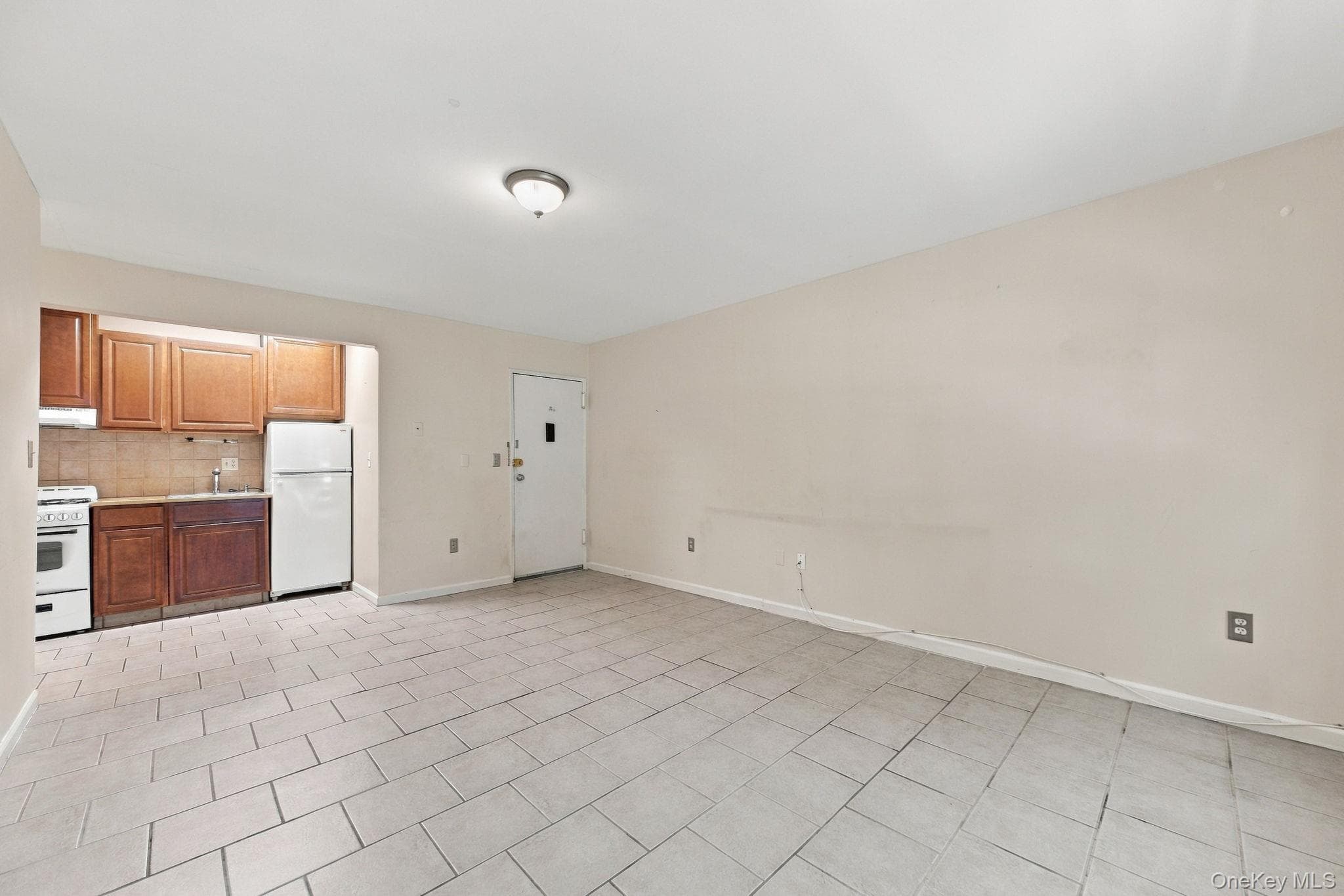 2301 Barclay Manor Unit: 23A thumbnail 4