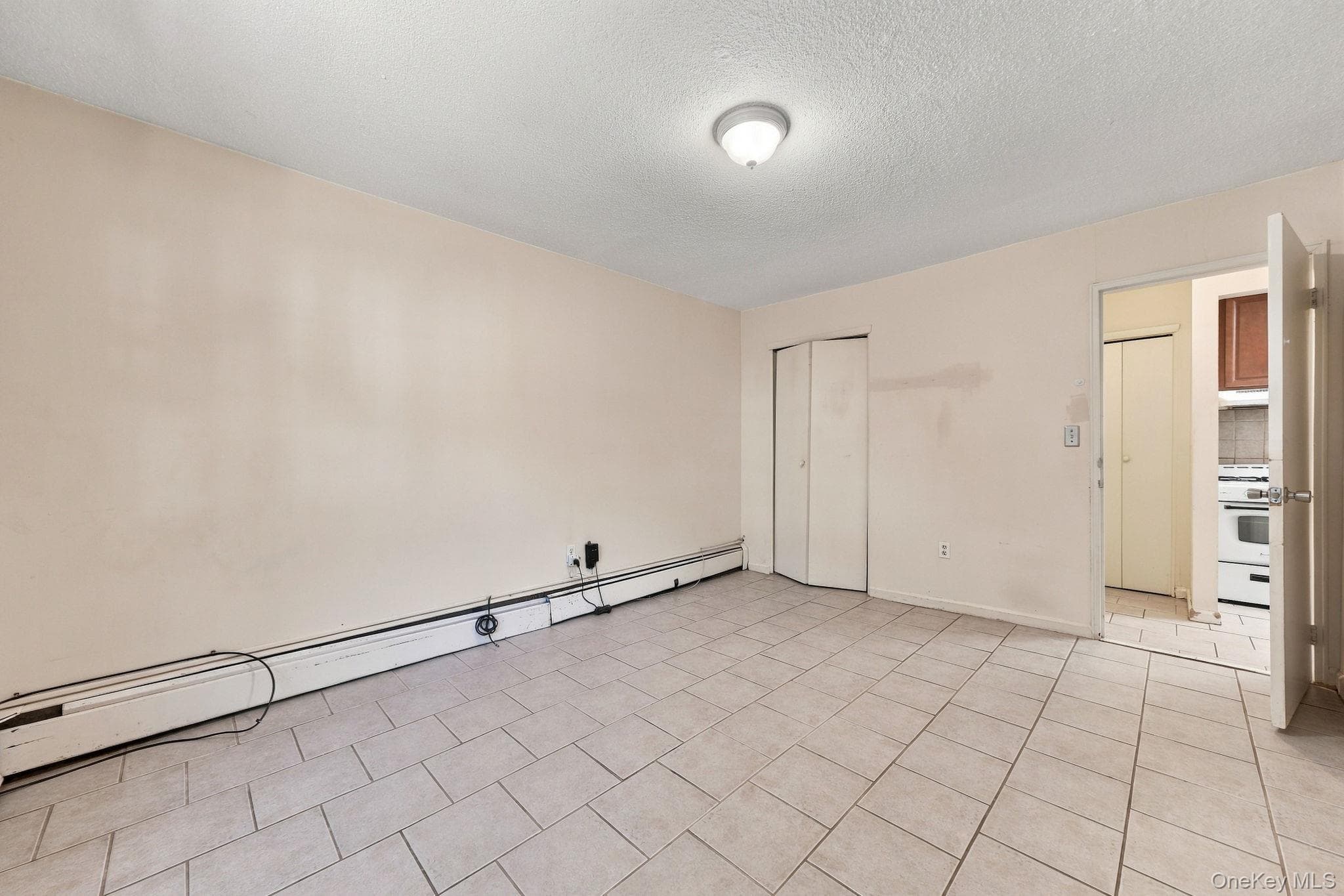 2301 Barclay Manor Unit: 23A thumbnail 9