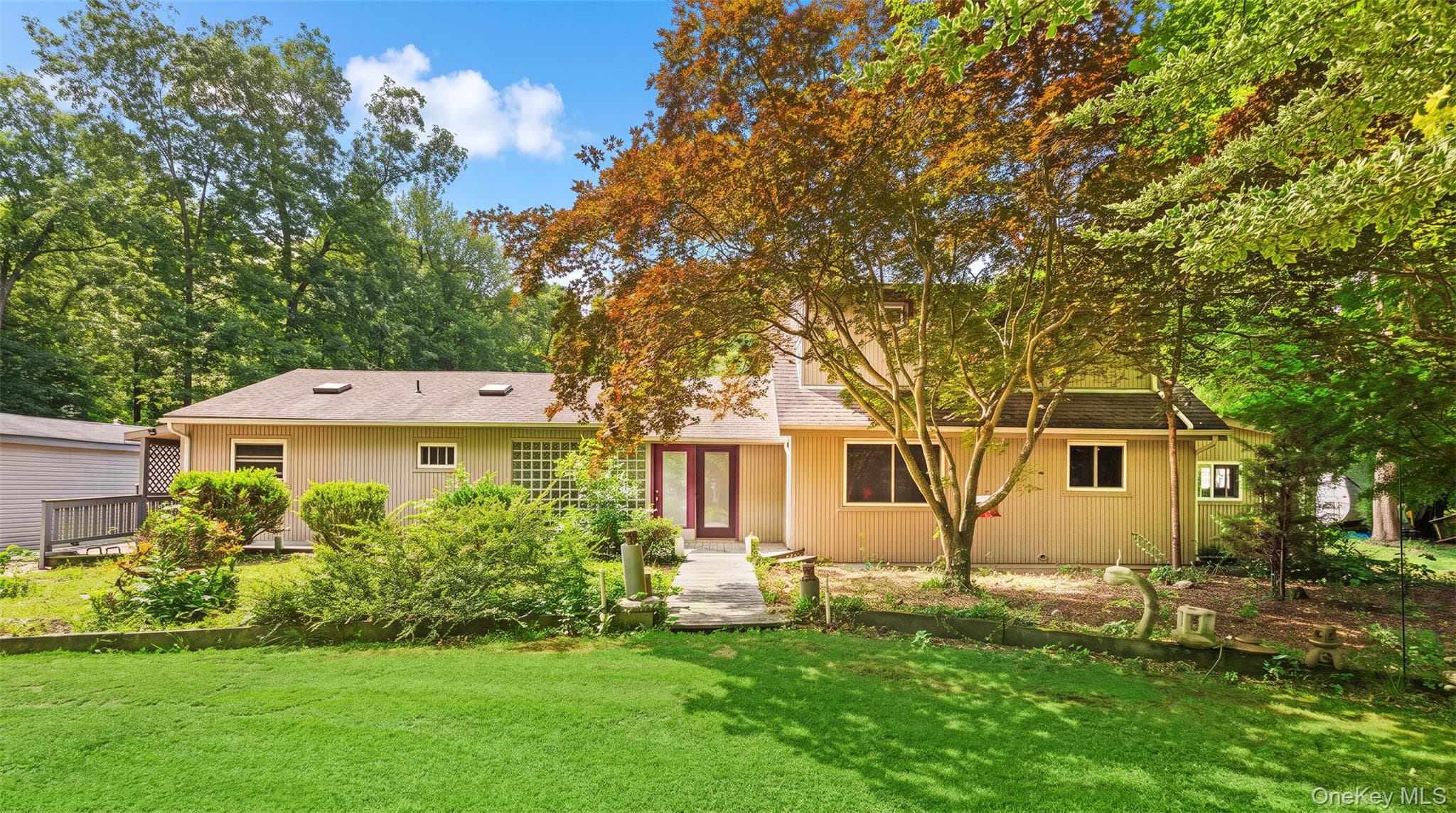 10 Eagle Drive photo 1