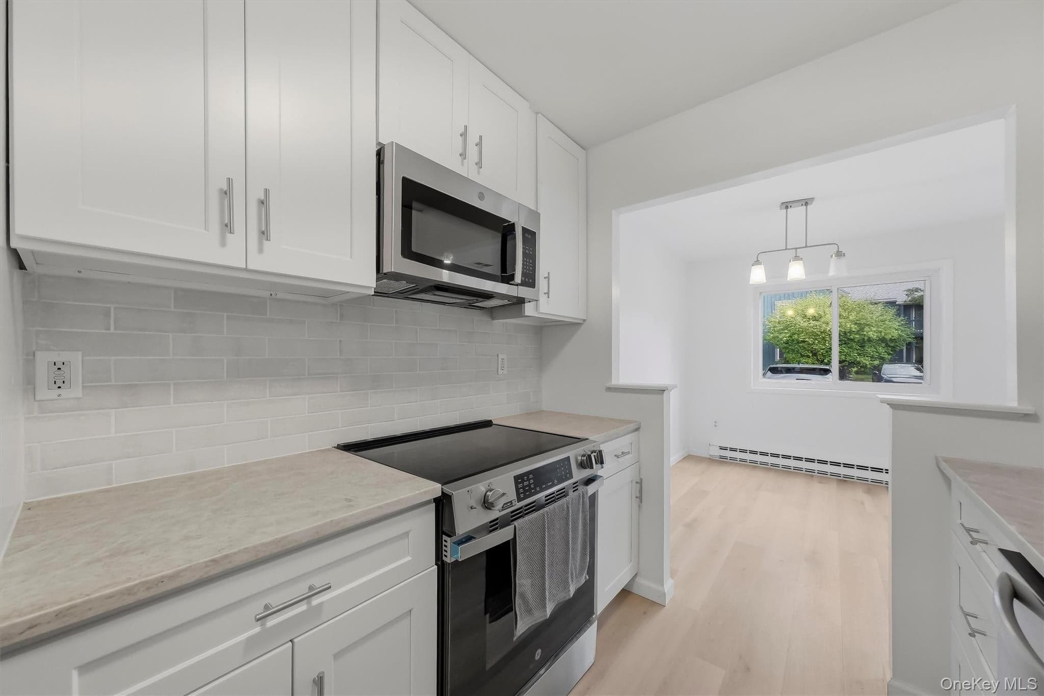 82 Sterling Street Unit: 82 thumbnail 12