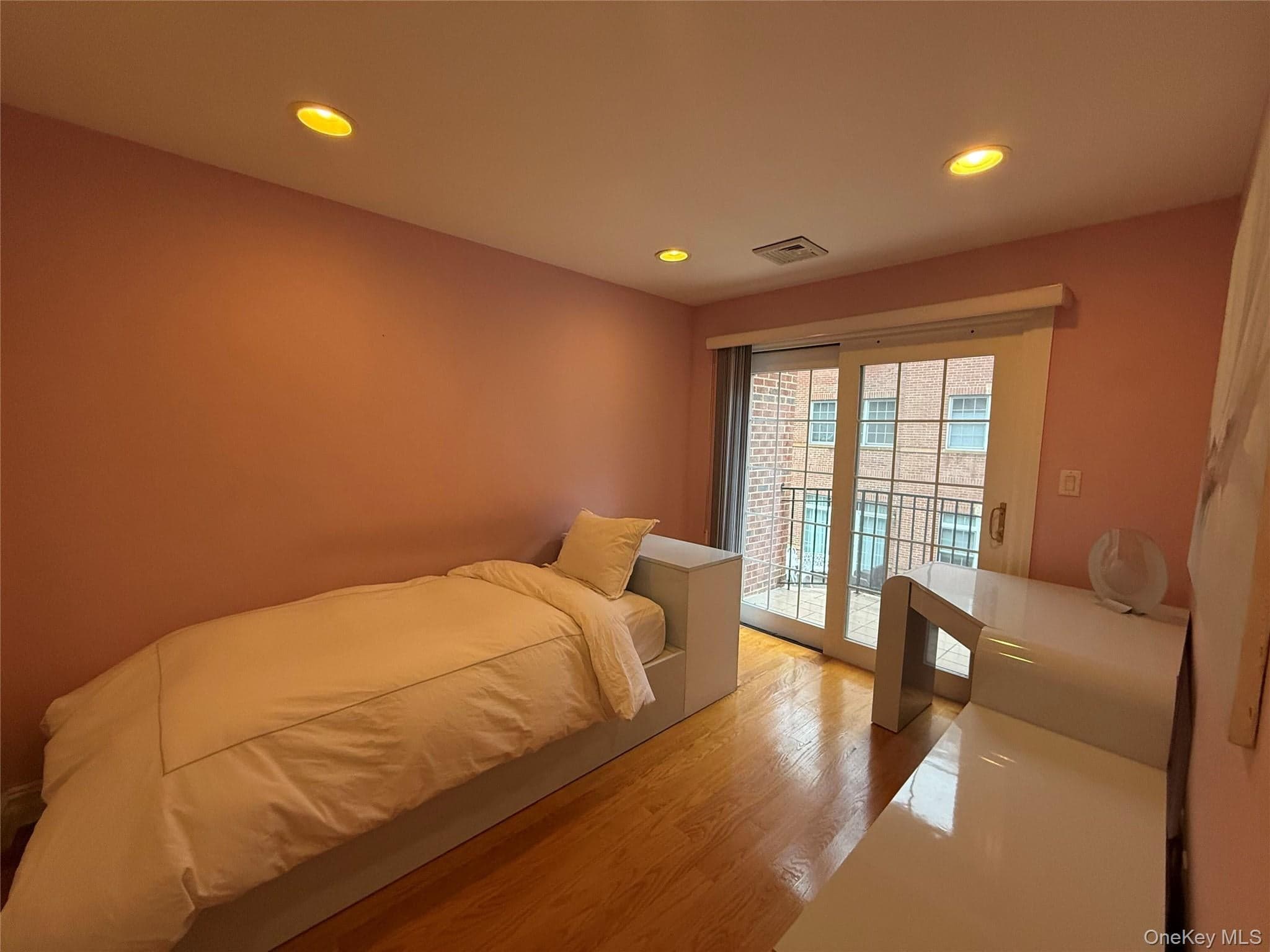 40 Portico Place thumbnail 8