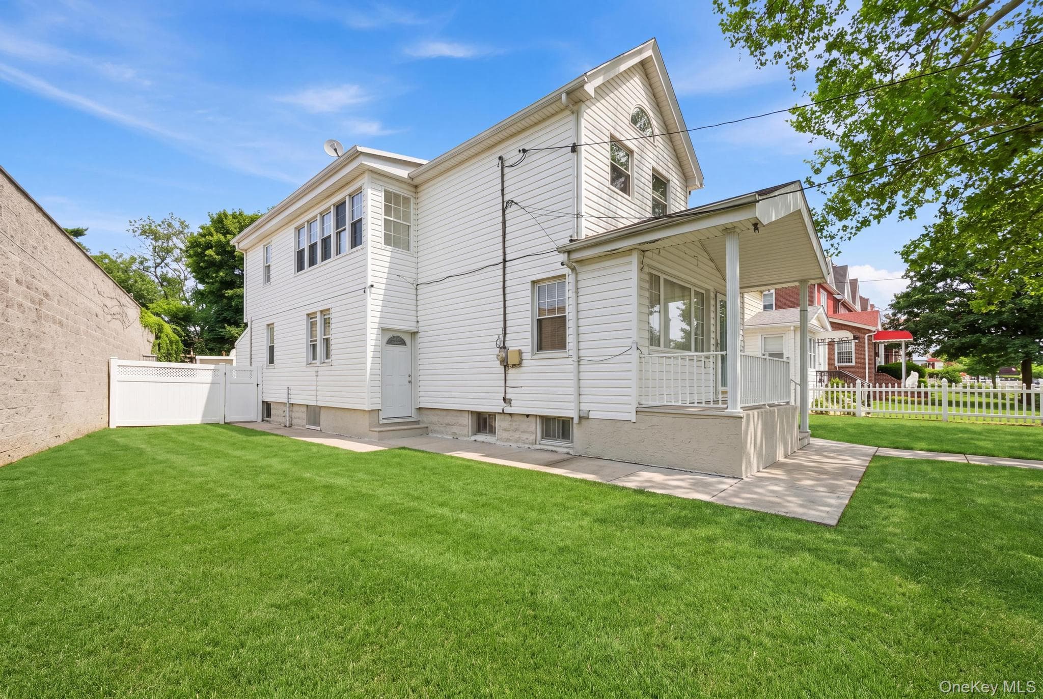 21615 113th Avenue thumbnail 23