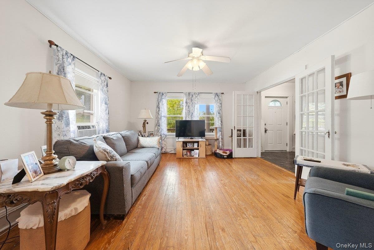 258 Mclean Avenue thumbnail 14
