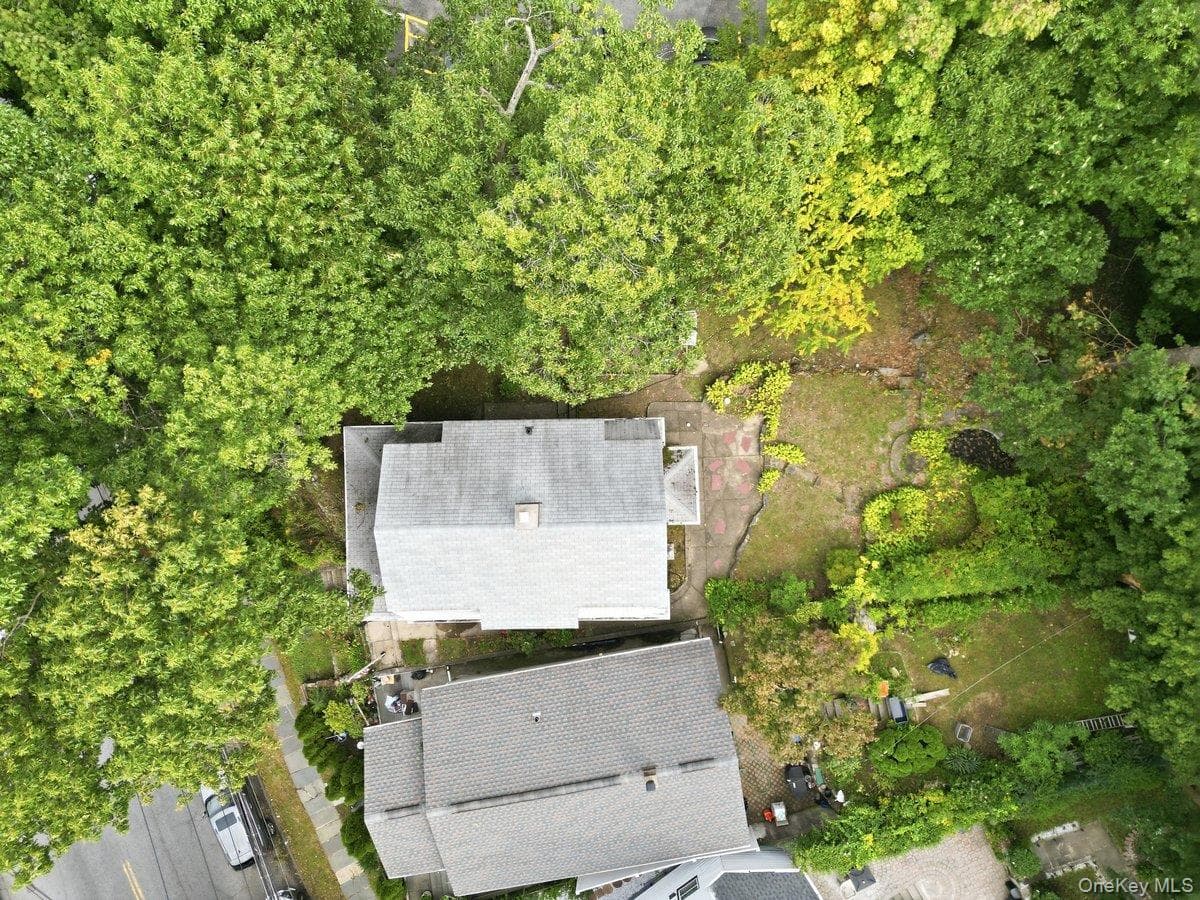 258 Mclean Avenue thumbnail 37