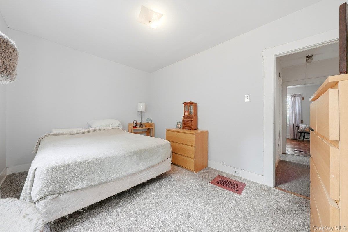 258 Mclean Avenue thumbnail 18