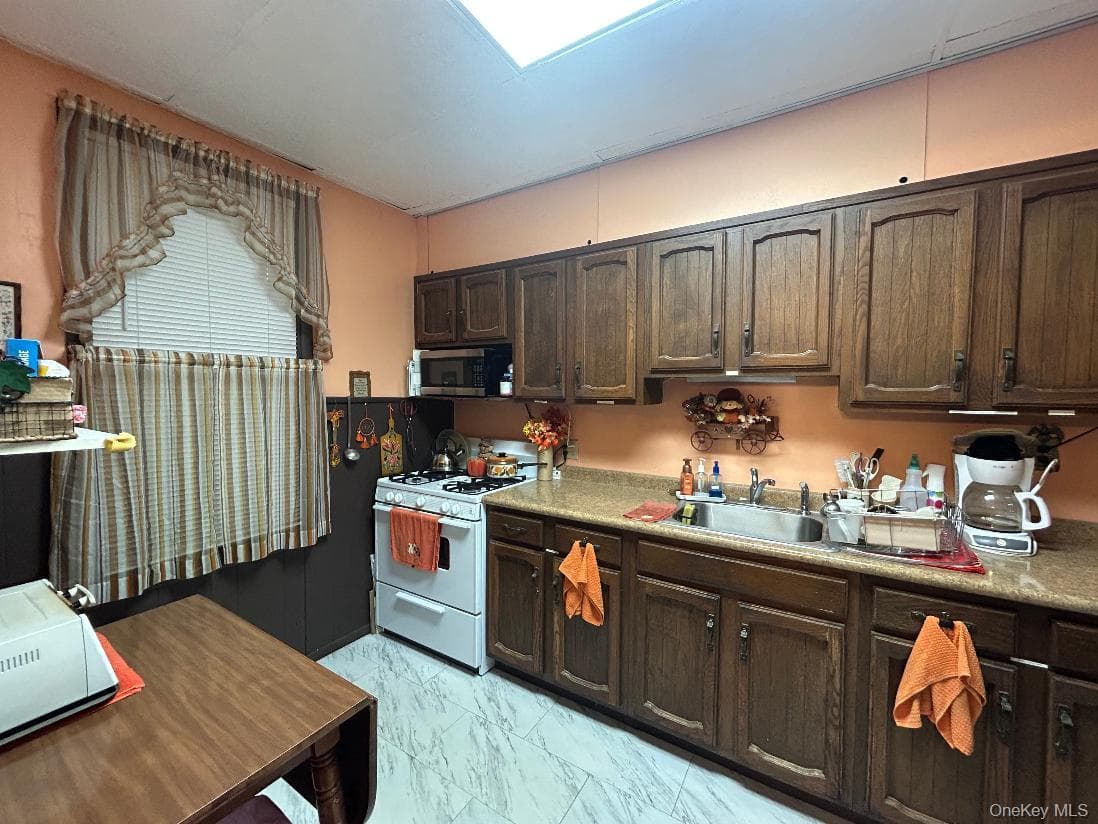 73-58 71st Street thumbnail 4