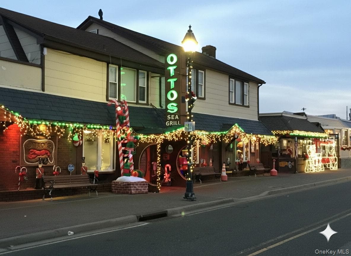271 Woodcleft Avenue thumbnail 3