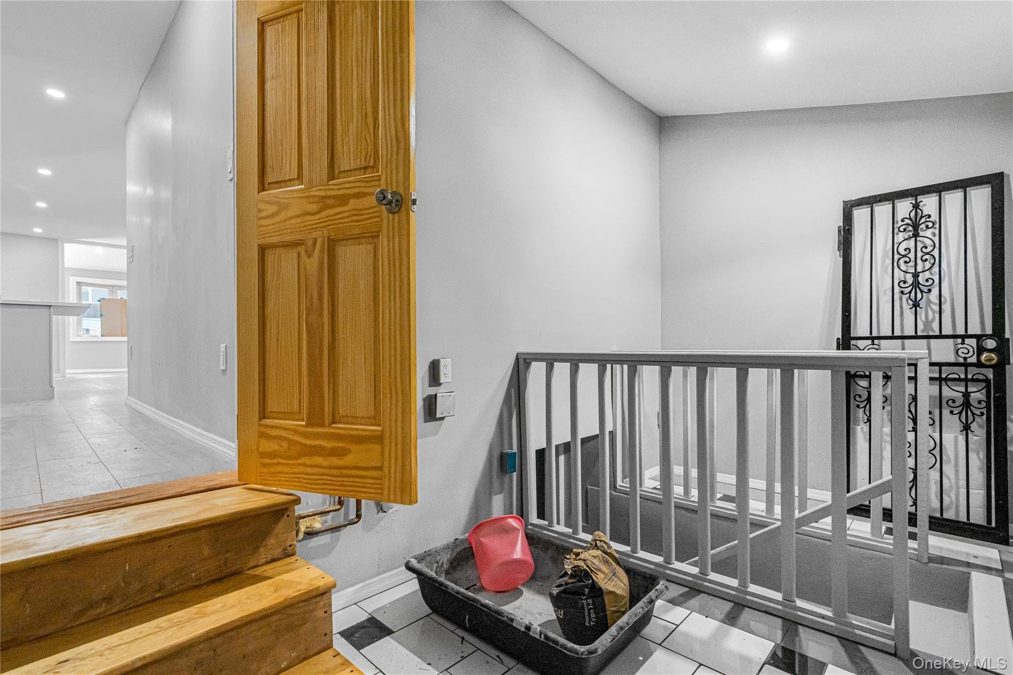 1161 E 88th Street thumbnail 11