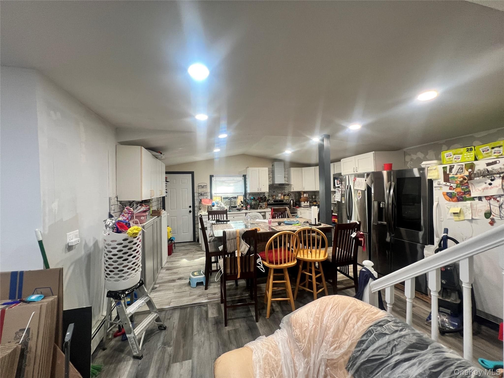 59 Whittier Drive thumbnail 5
