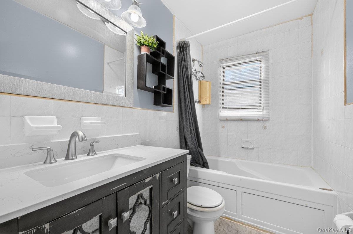 84-70 159th Street St thumbnail 14