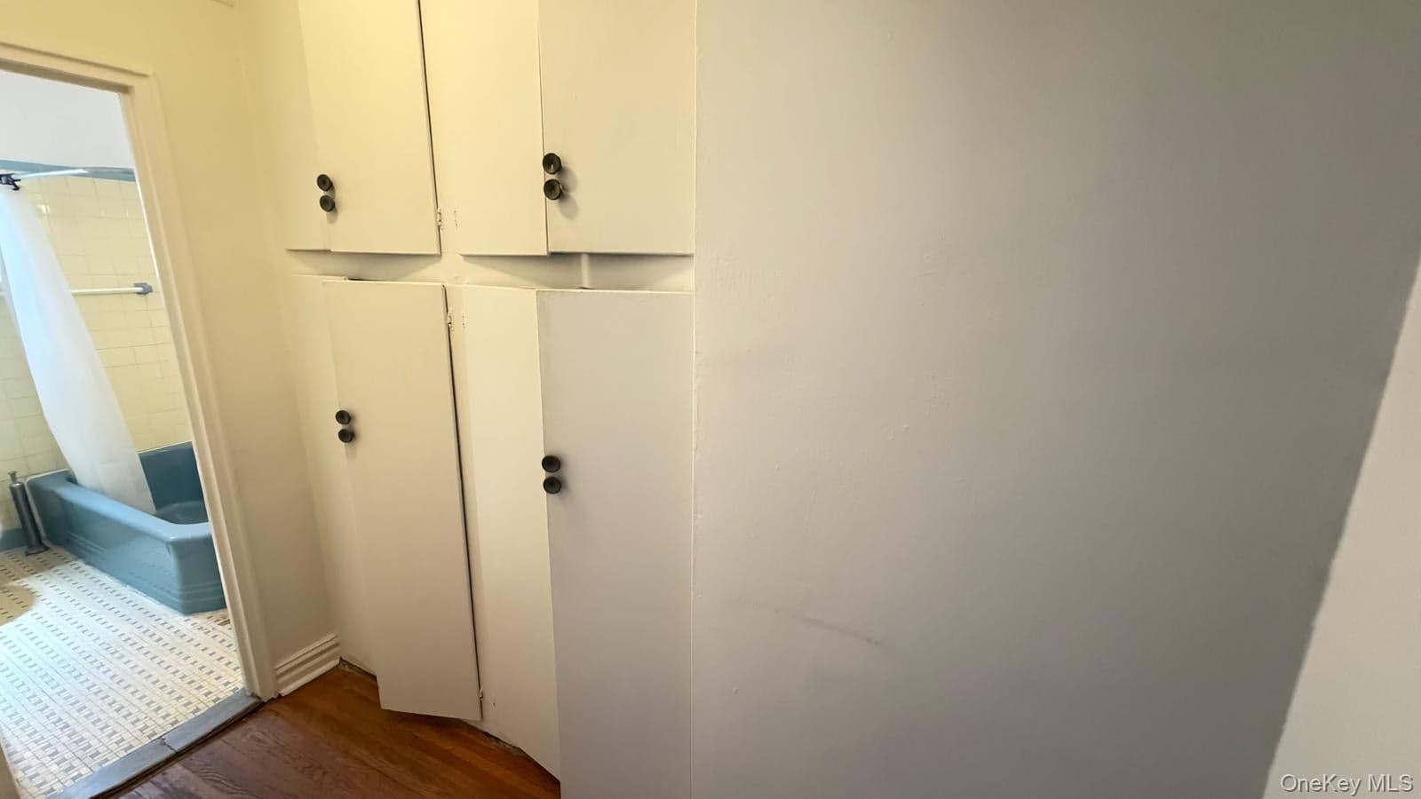 61-41 Saunders Street Unit: B67 thumbnail 6