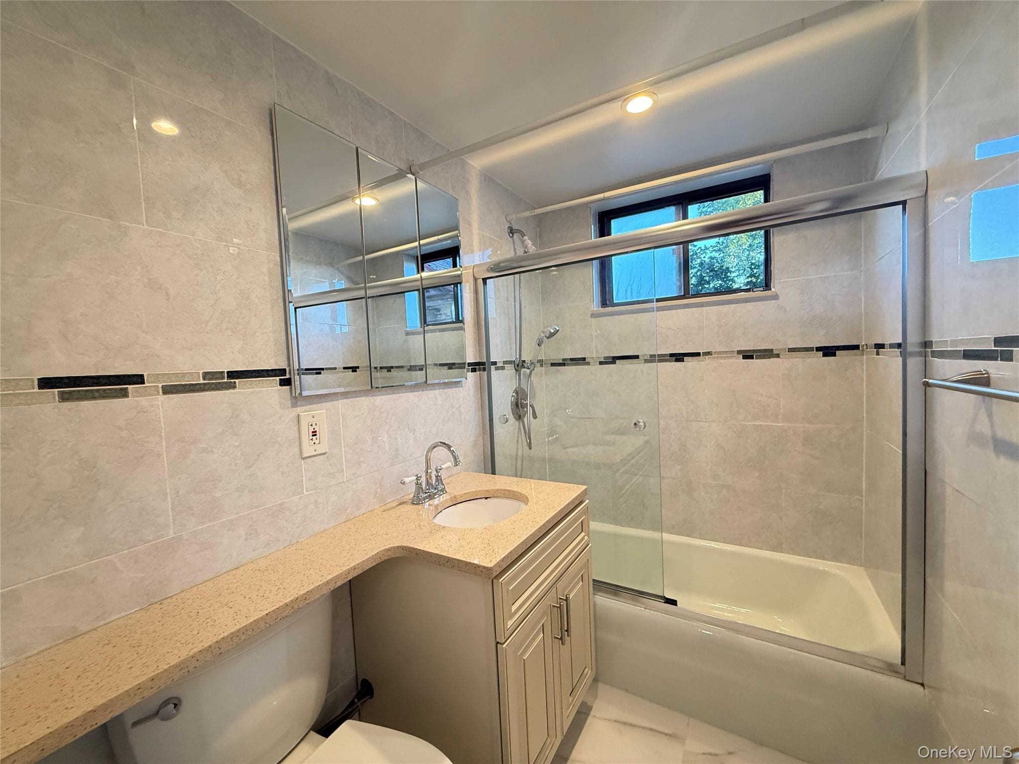 170-20 Crocheron Avenue Unit: 203 thumbnail 8