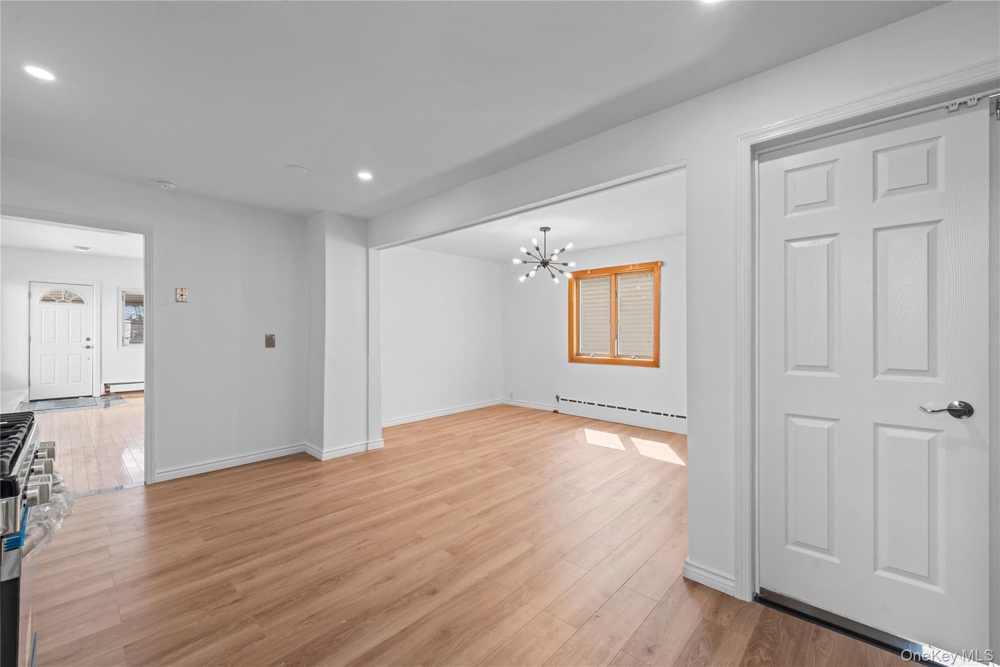 224 W Broadway thumbnail 28