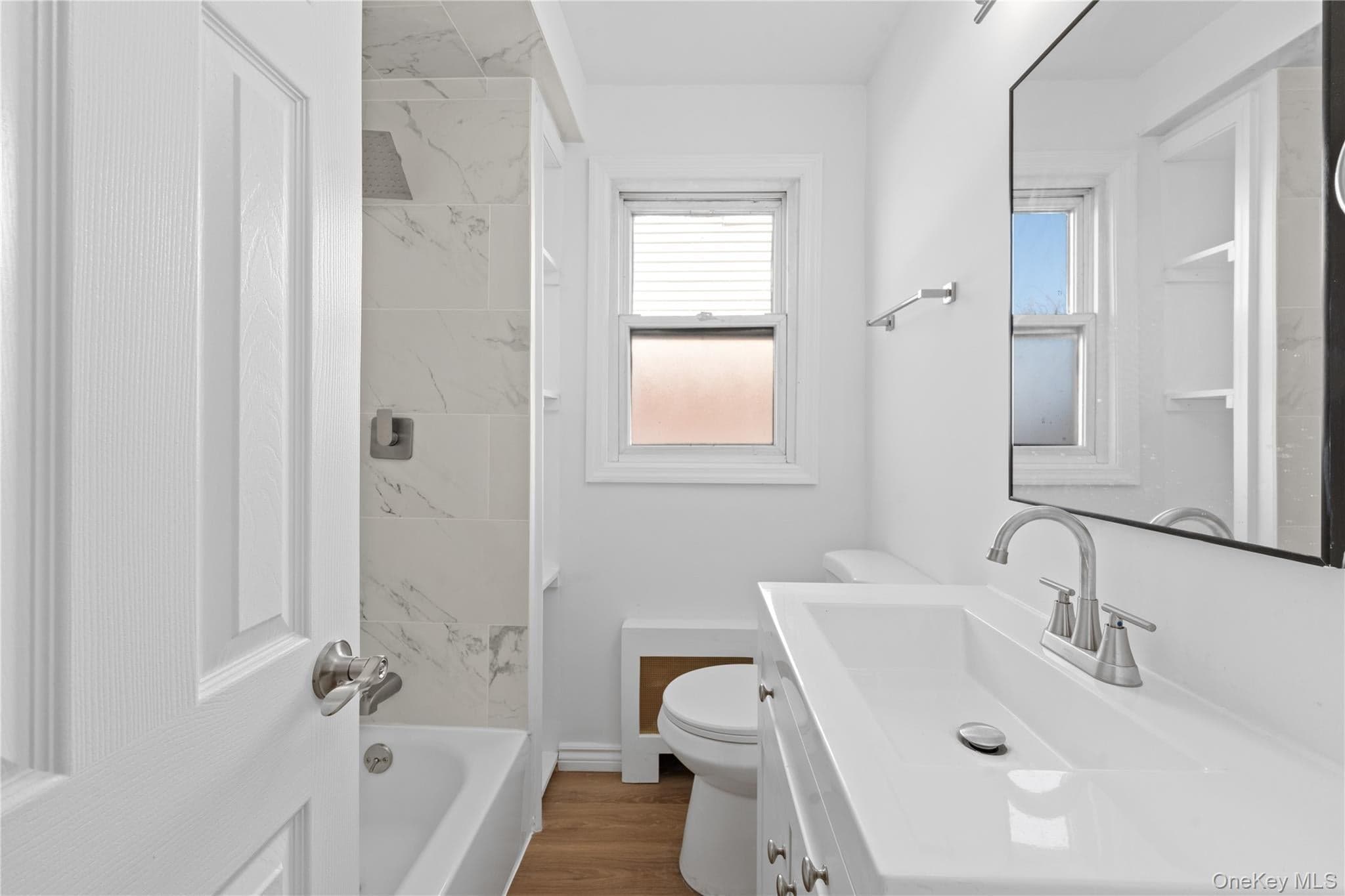224 W Broadway thumbnail 11