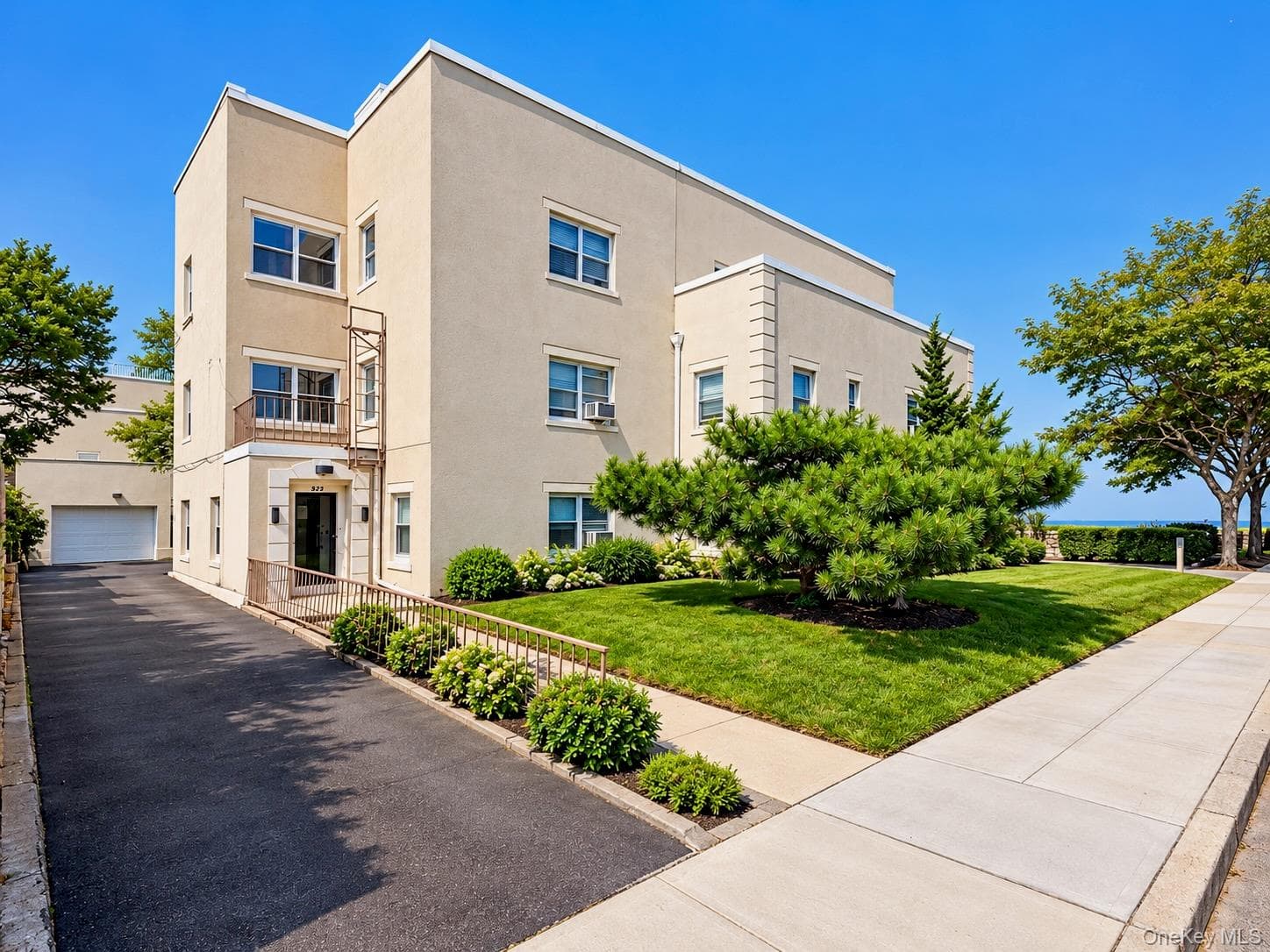 525 Beach 138th Street Unit: A2, Belle Harbor