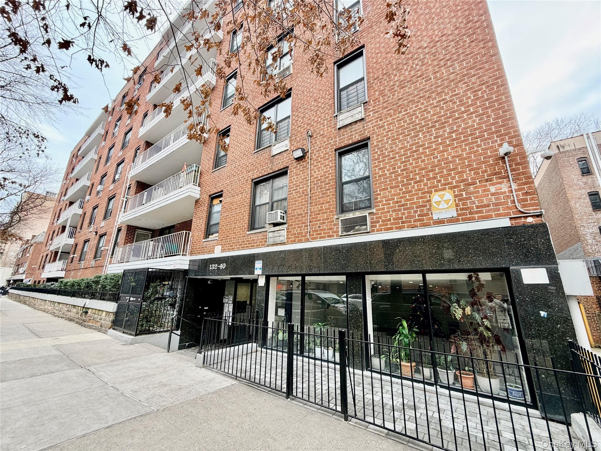 132-40 Sanford Avenue Unit: LK thumbnail 2