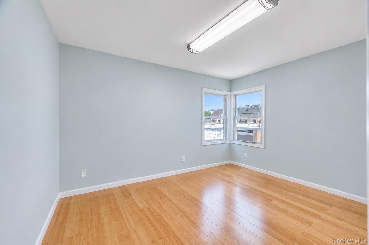 165 Wilfred Boulevard thumbnail 14