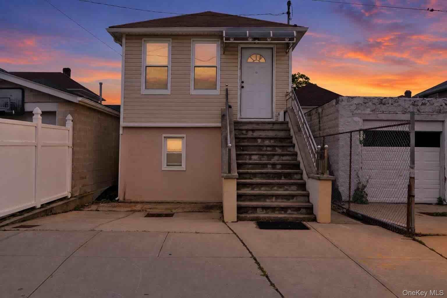6940 Gouverneur Avenue photo 1