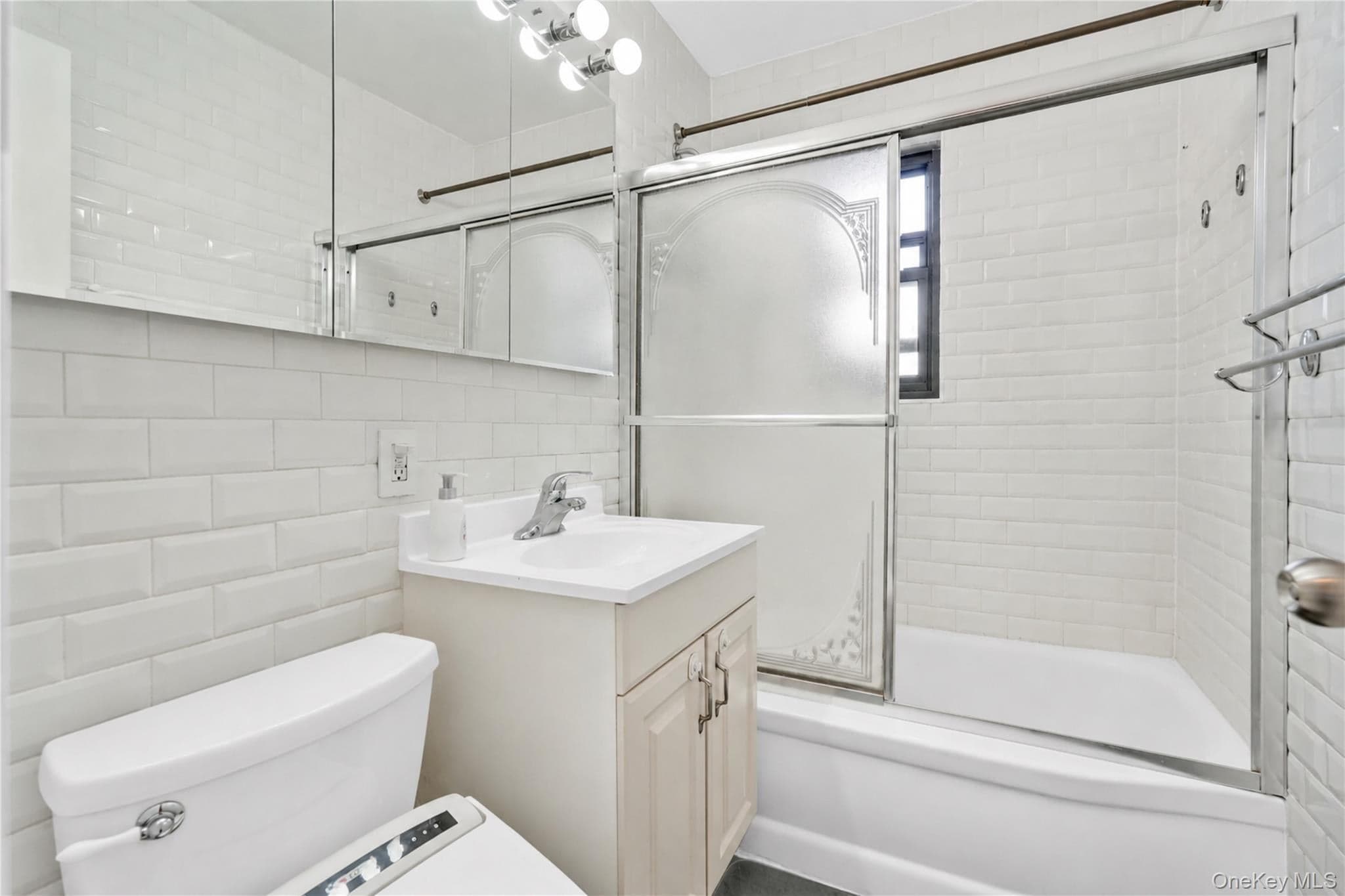 138-25 31 Drive Unit: 6L thumbnail 12