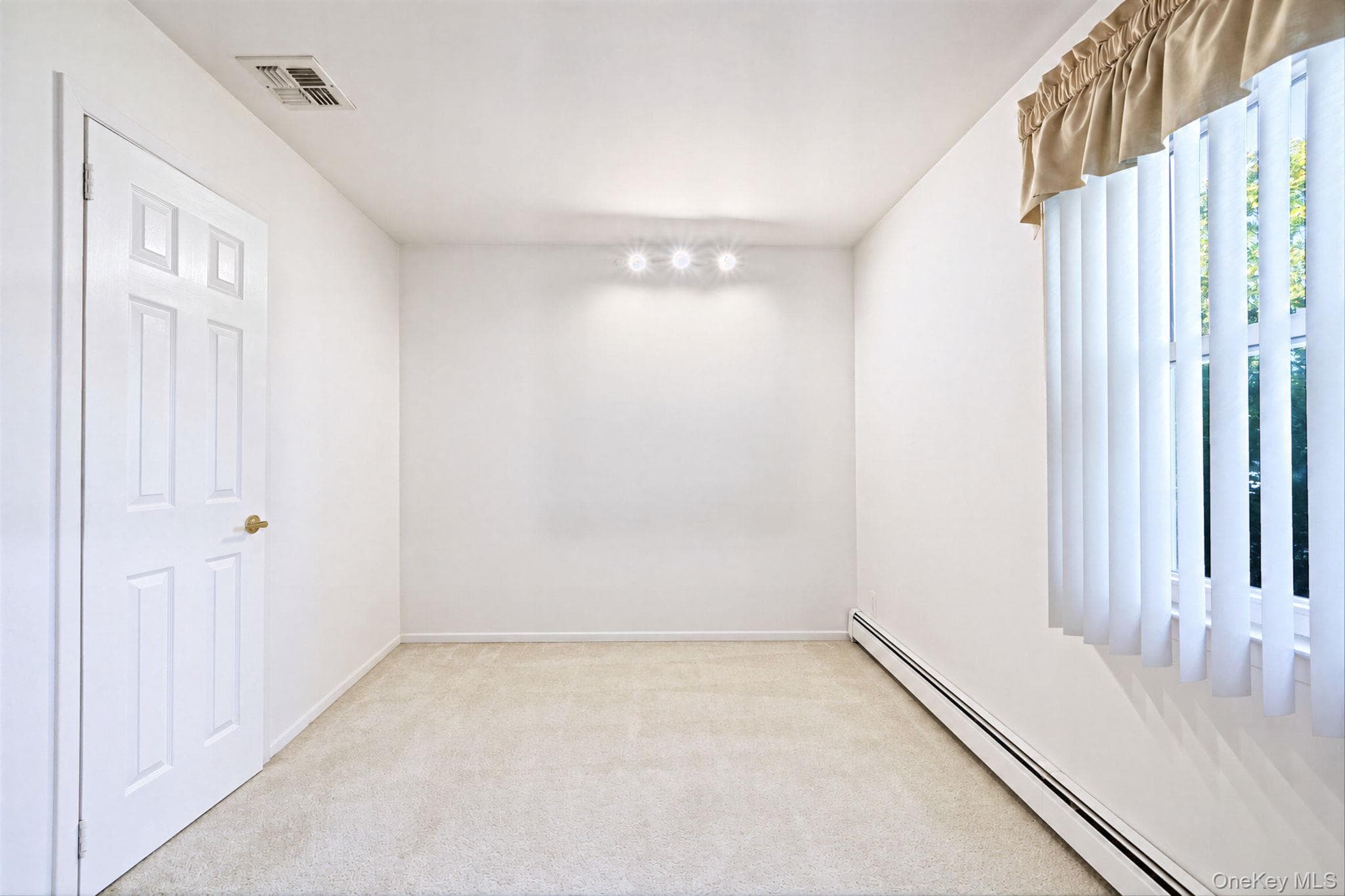 211 Mount Sinai Coram Road thumbnail 16
