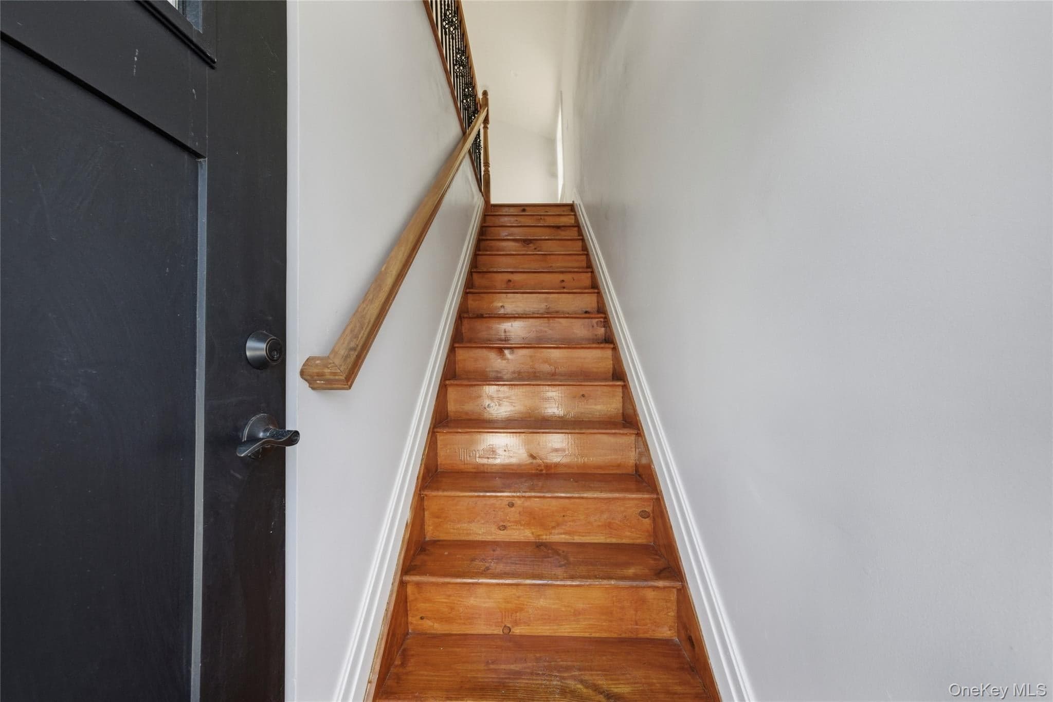 140-51 169th Street thumbnail 9
