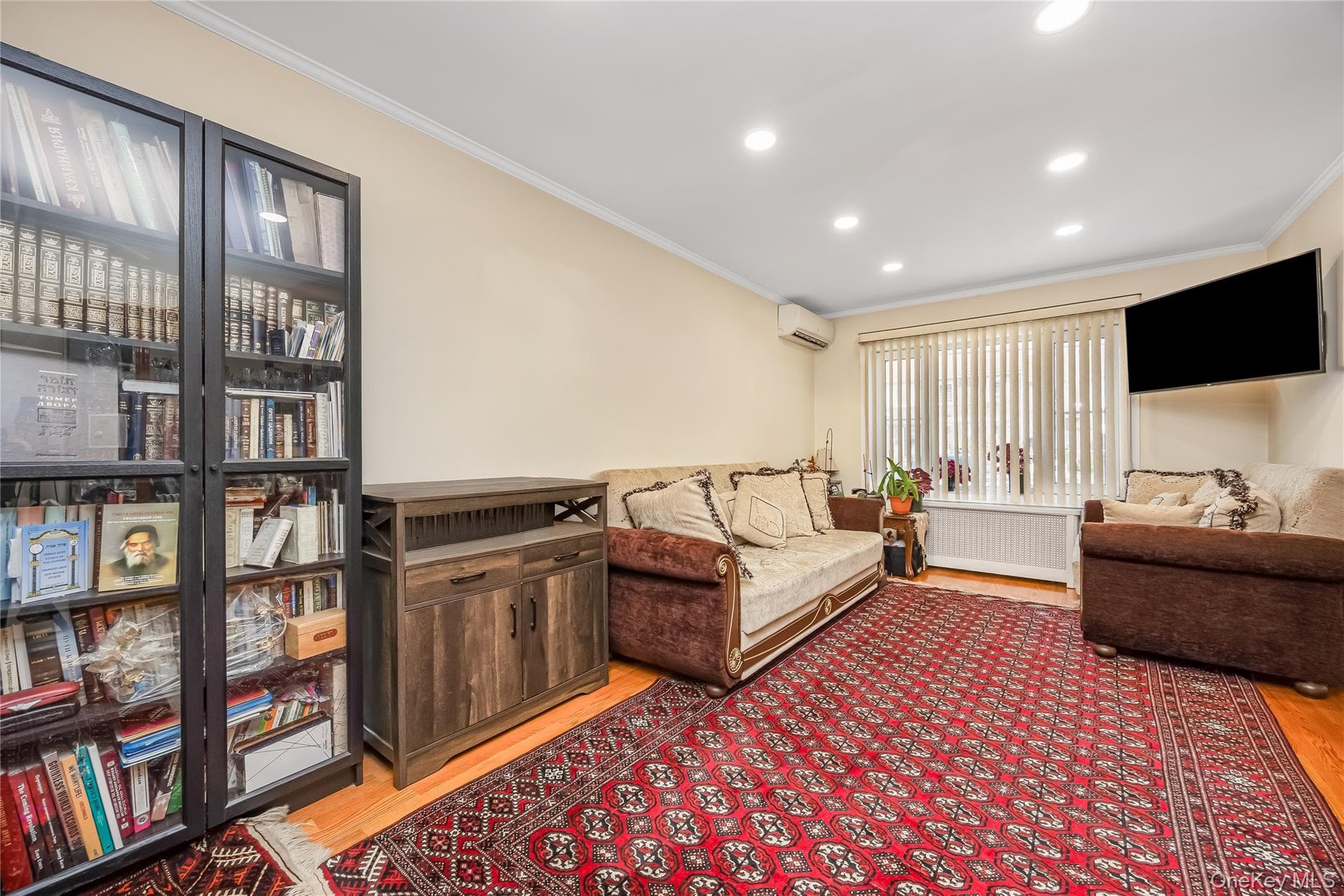 17316 Jewel Avenue thumbnail 6
