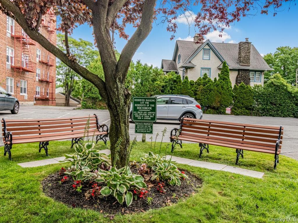 415 Gramatan Avenue Unit: 4E thumbnail 13