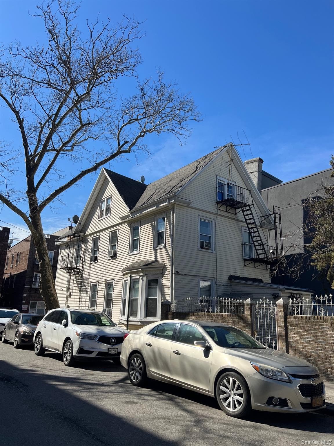 37-21 104th Street thumbnail 2