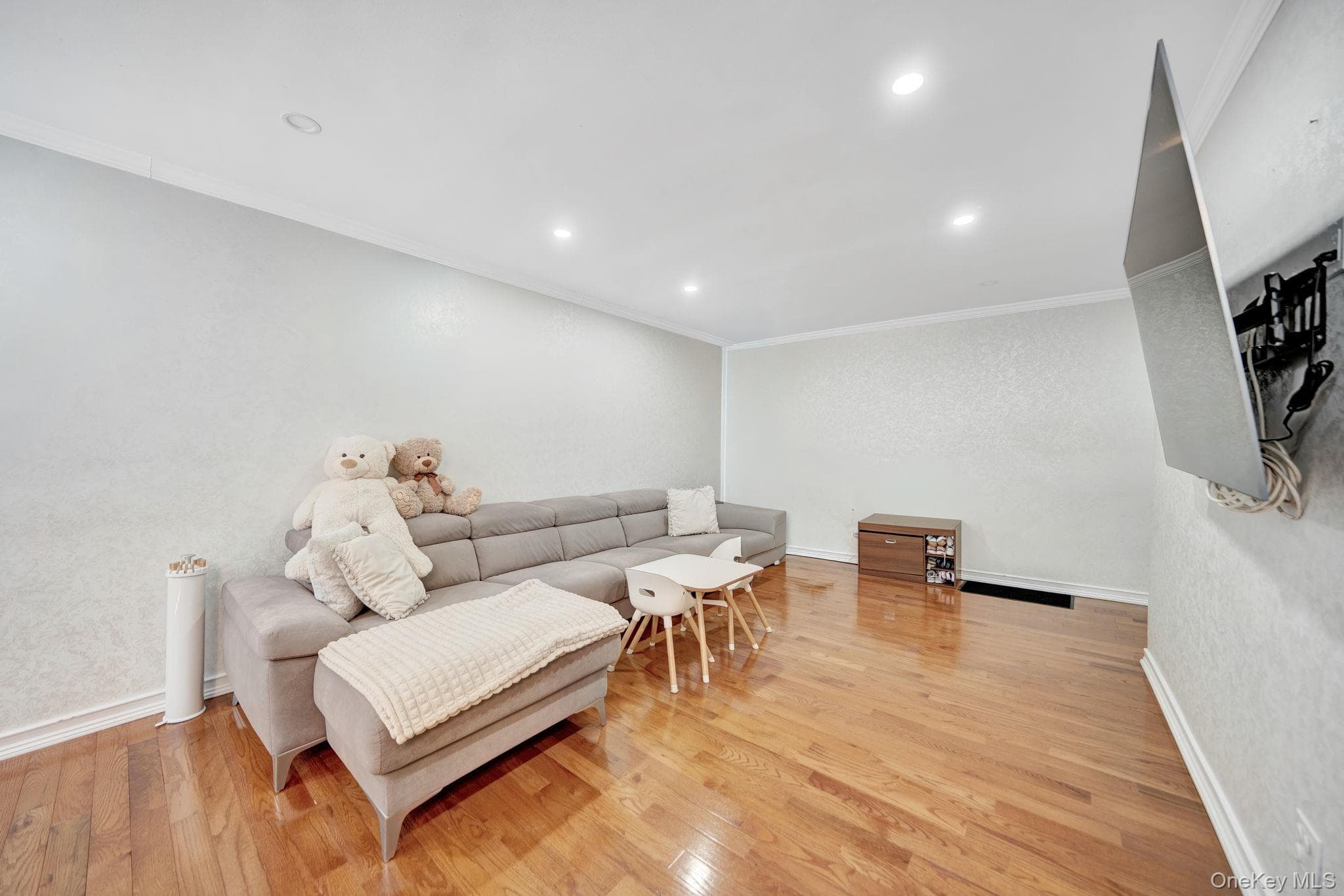 75-26 Bell Boulevard Unit: LD thumbnail 6