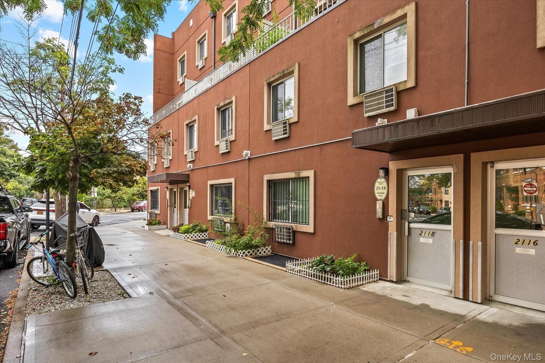 2120 Greene Avenue Unit: F1 thumbnail 2