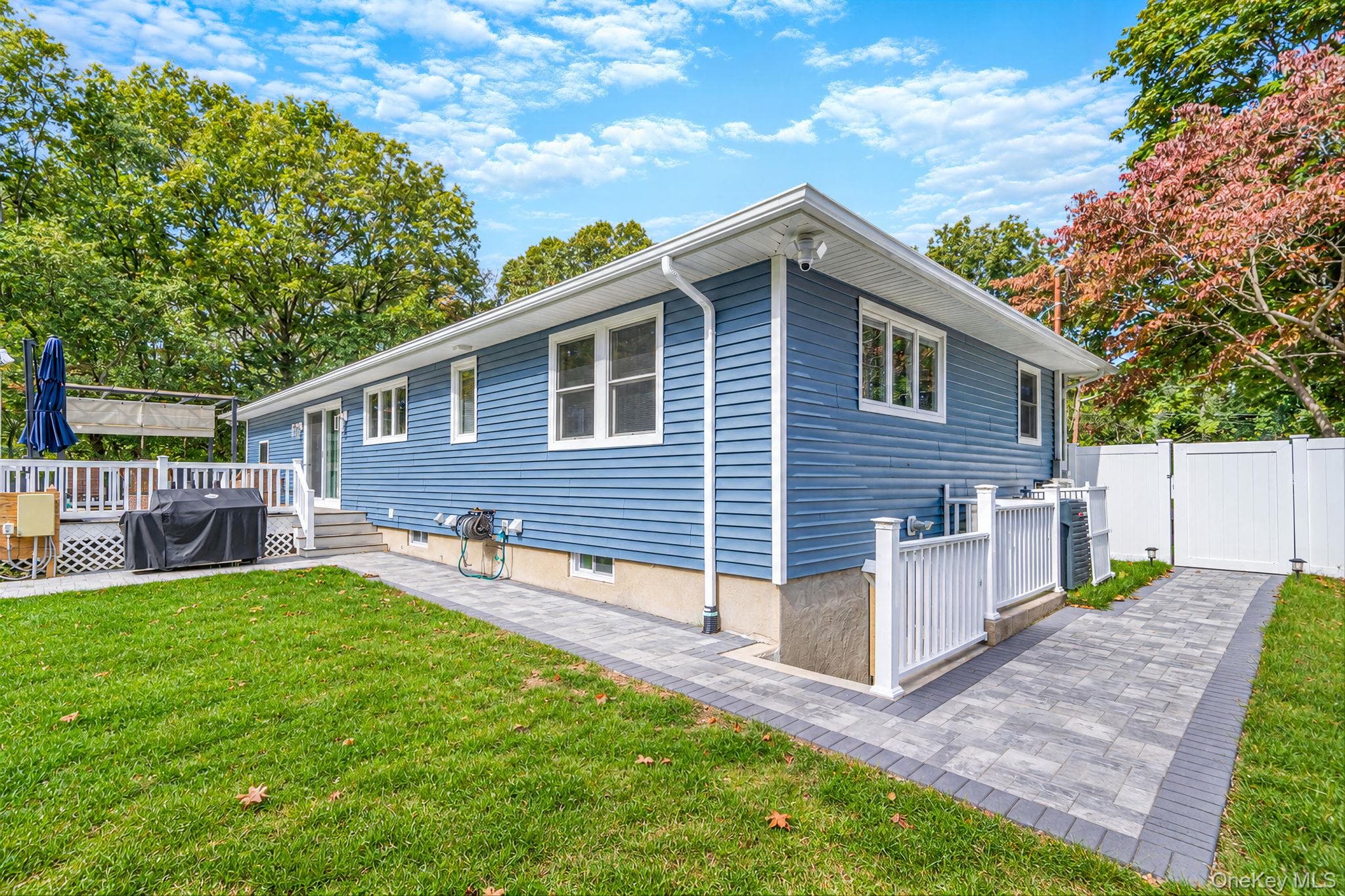 20 Danbury Avenue thumbnail 35