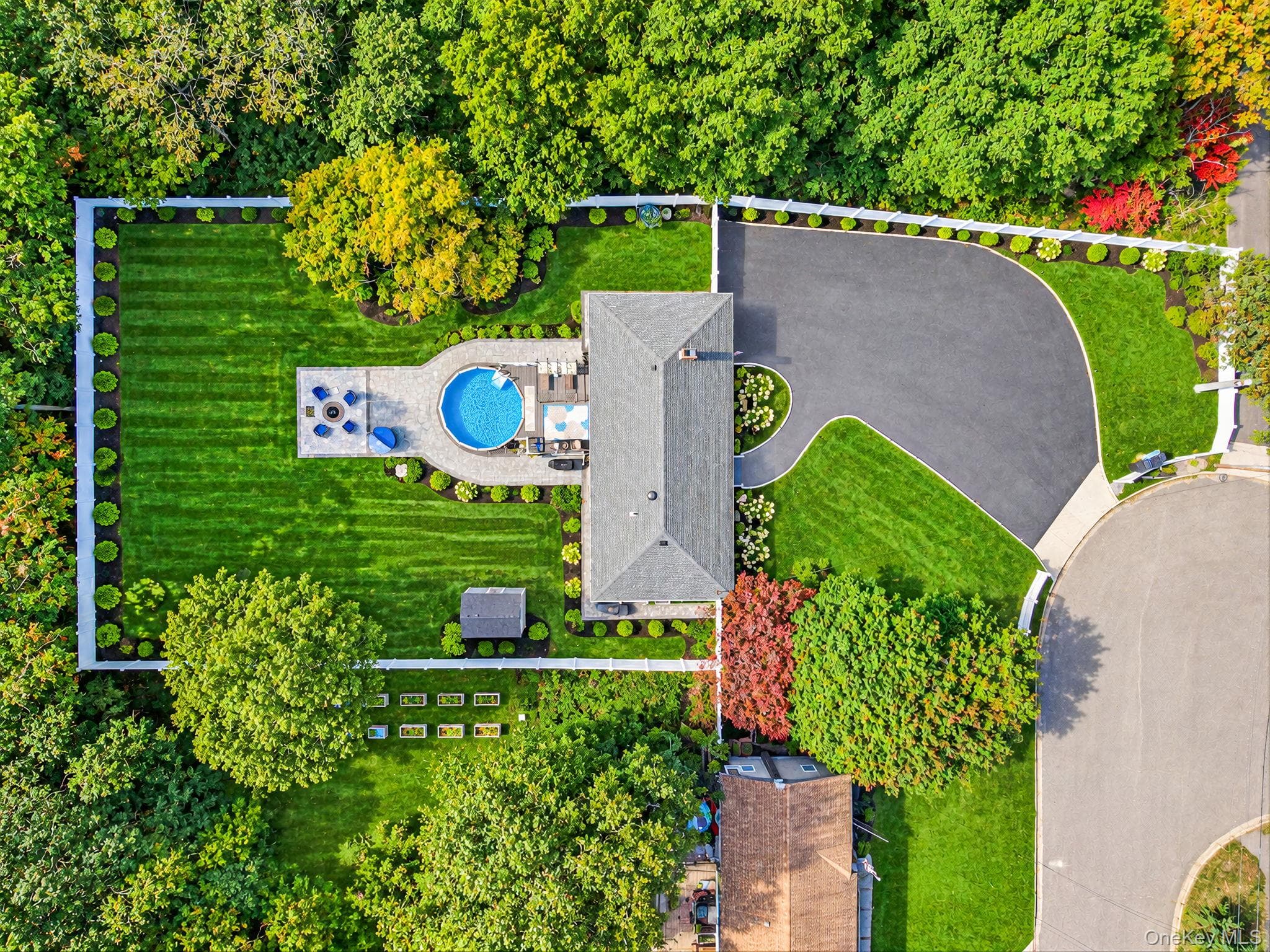20 Danbury Avenue thumbnail 3