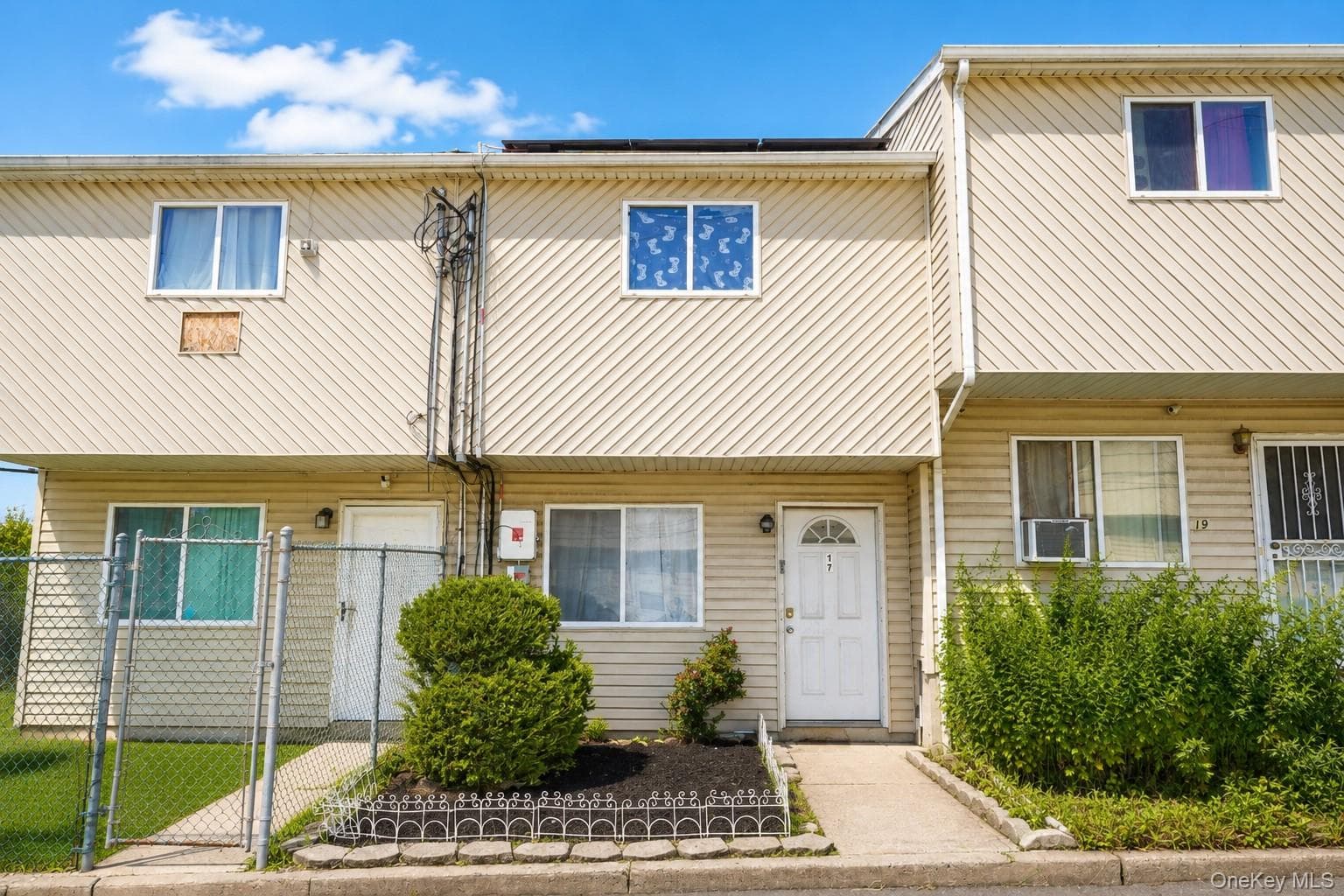 17 Betty Court, Staten Island