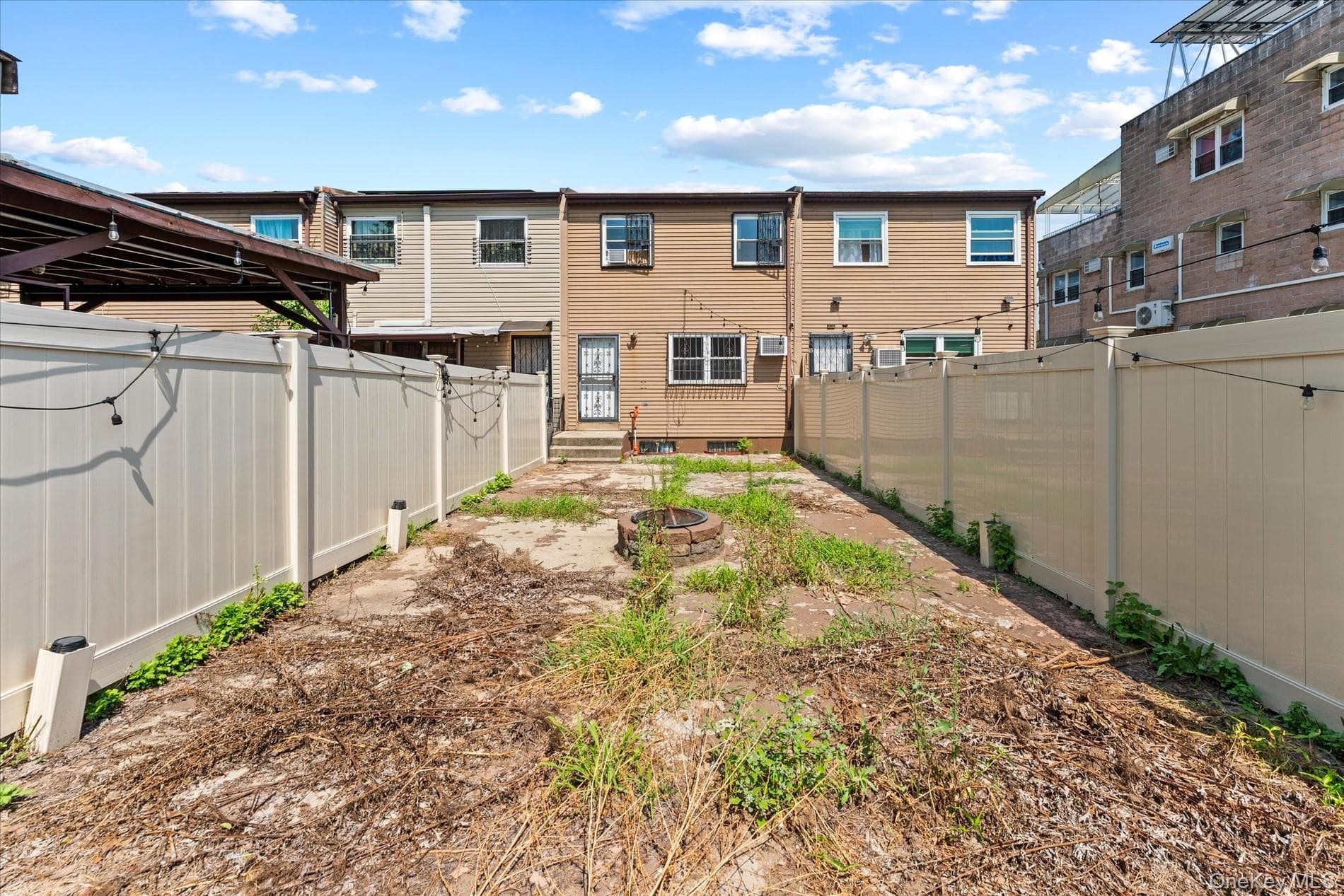 534 Warwick Street thumbnail 25