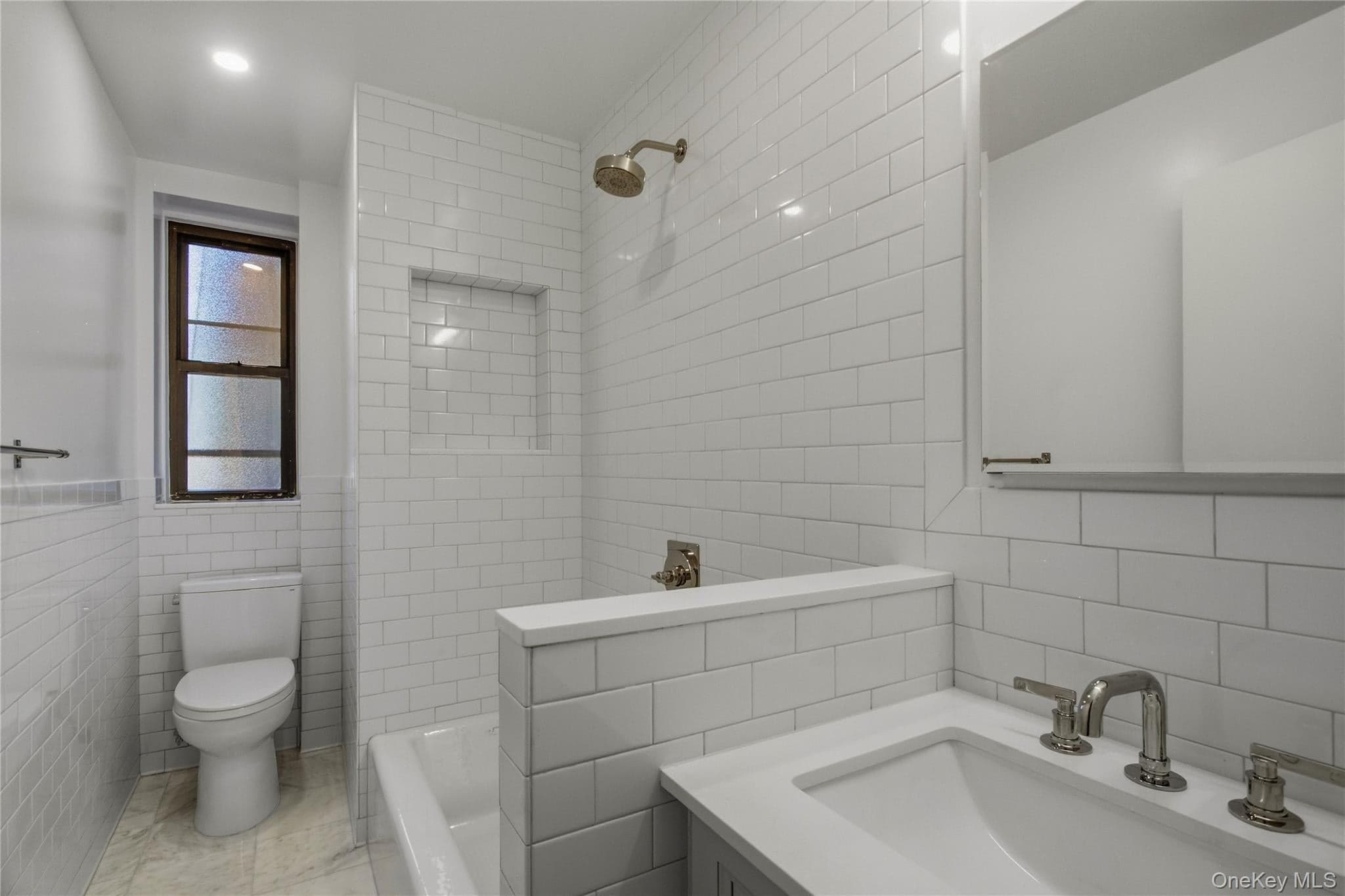 98 Park Terrace East TER Unit: 2C thumbnail 8