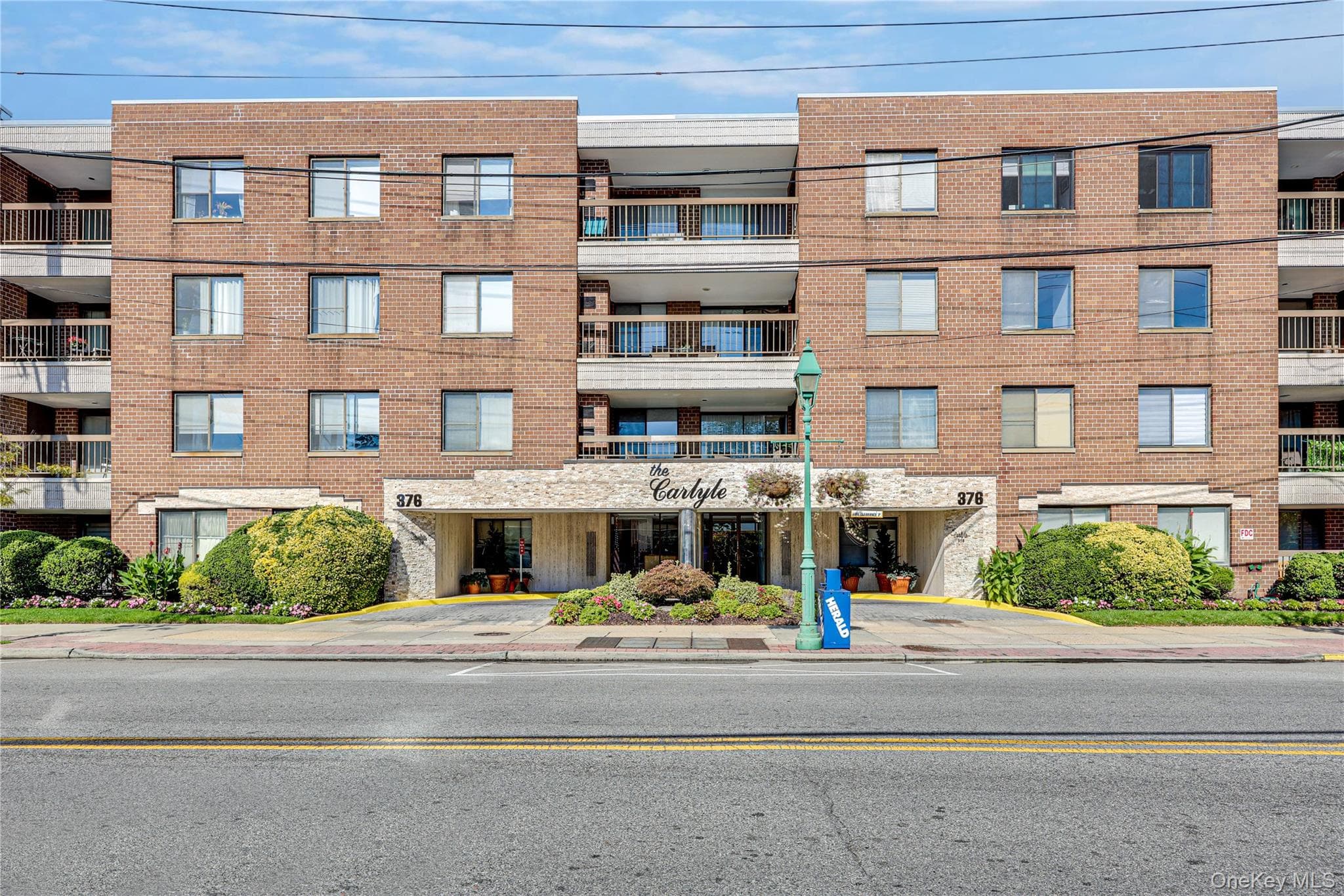 376 Central Avenue Unit: 4-U, Lawrence