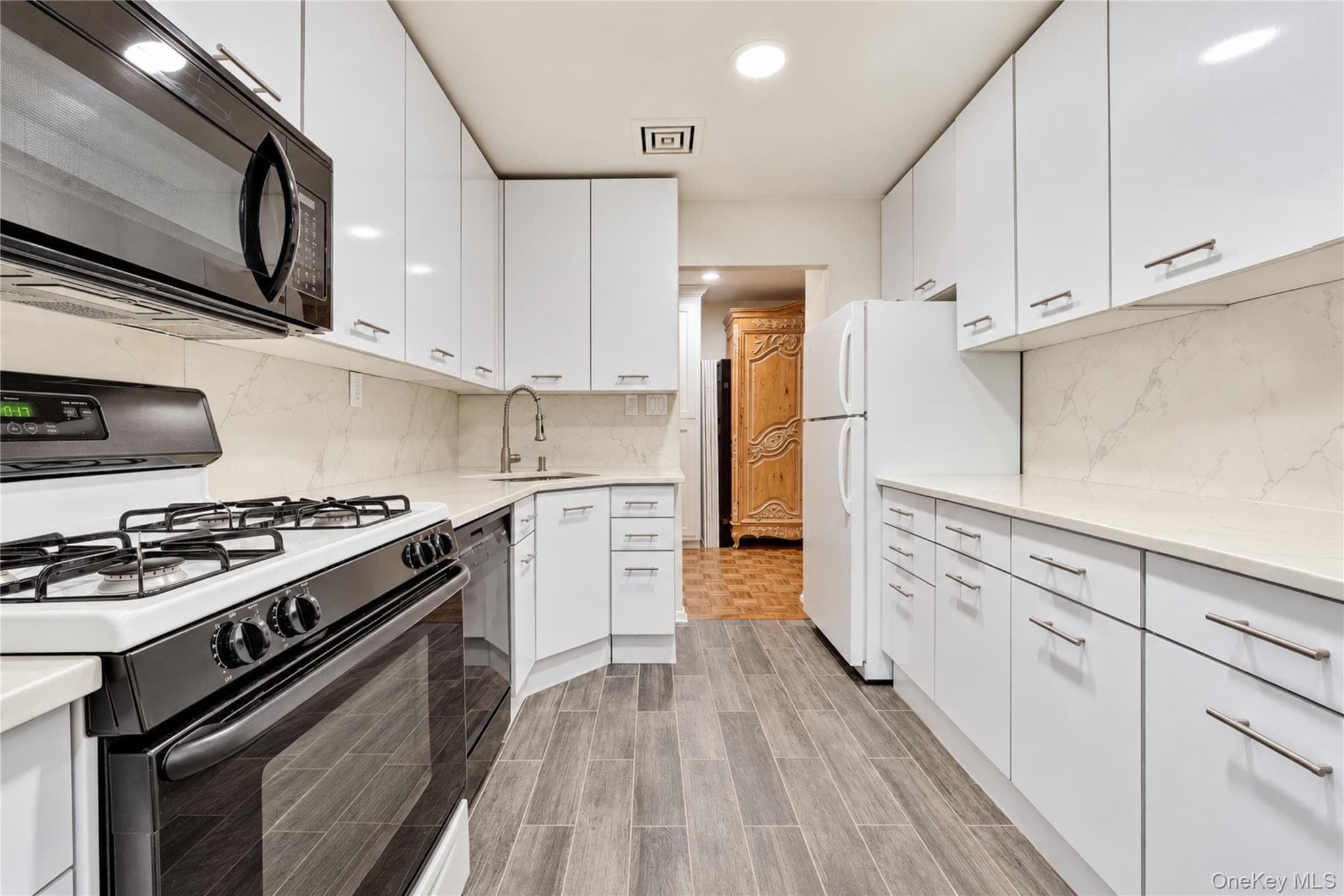376 Central Avenue Unit: 4-U thumbnail 10