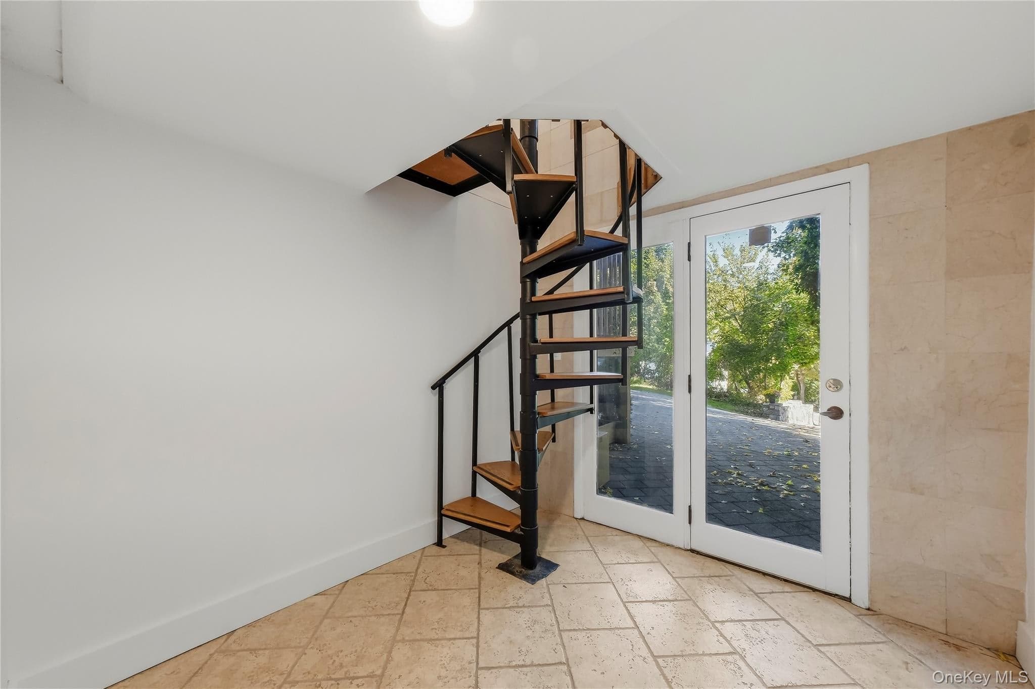 34 Rutland Drive thumbnail 37