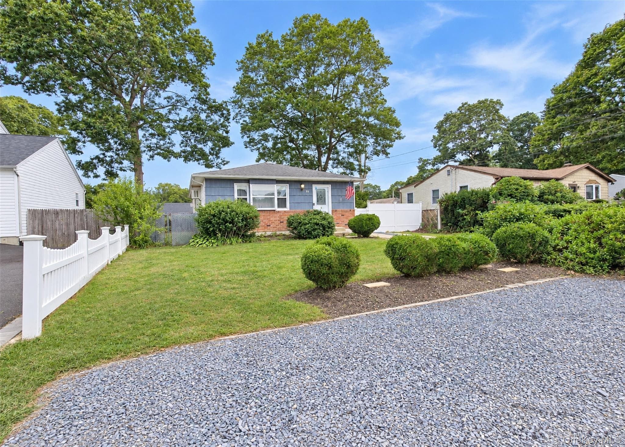 90 Robinwood Drive thumbnail 2
