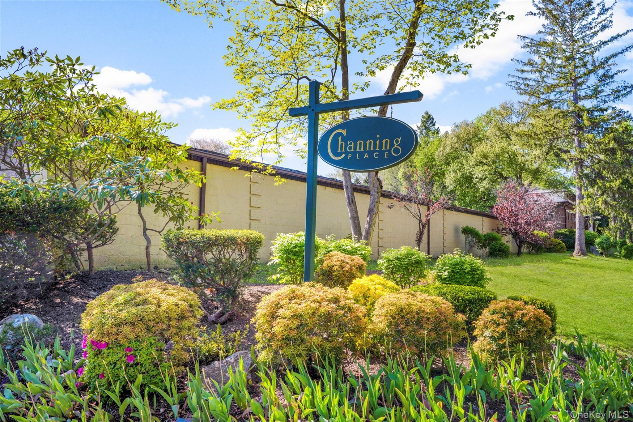 4 Channing Place Unit: 2R, Eastchester