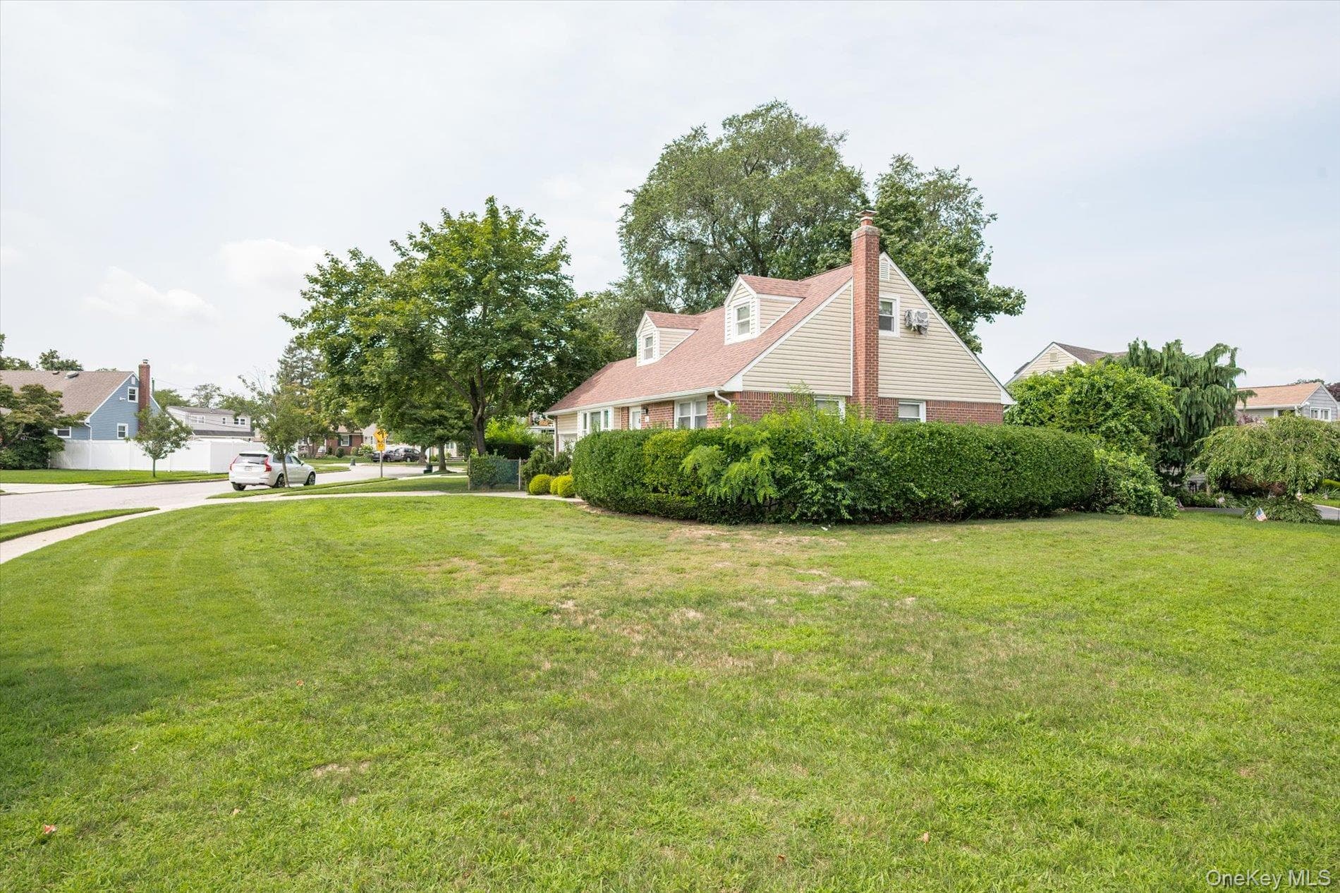 1162 Whitehall Lane thumbnail 4