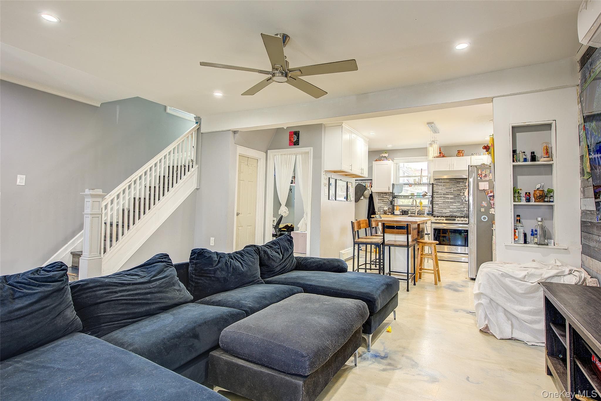 216-07 110th Avenue thumbnail 11
