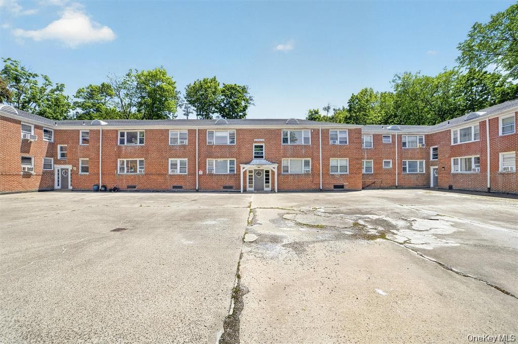 205 W Post Road Rd Unit: E2H thumbnail 10