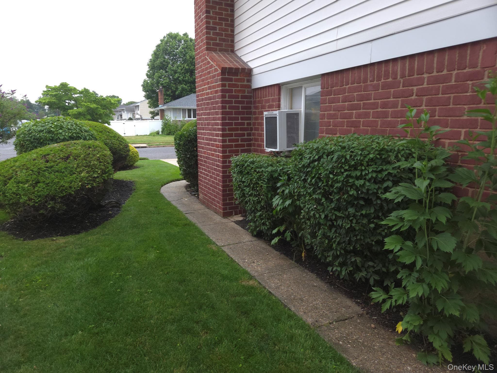 51 Eileen Avenue thumbnail 34