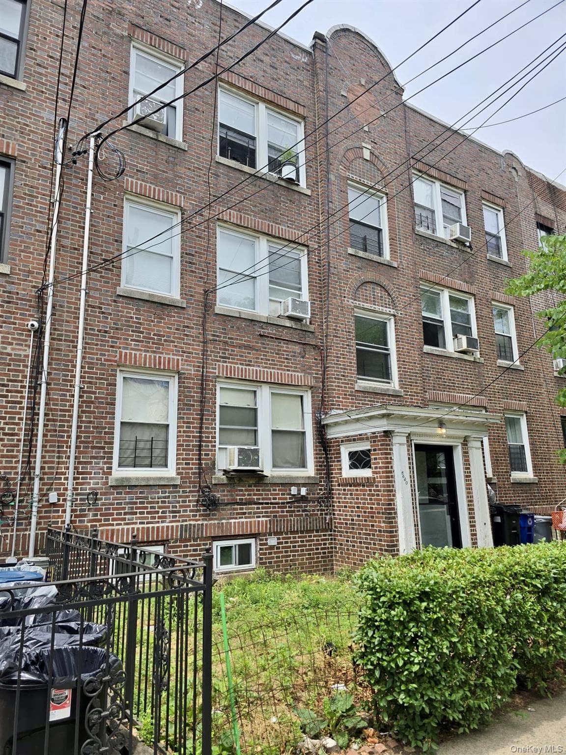 8640 123rd Street, Richmond Hill