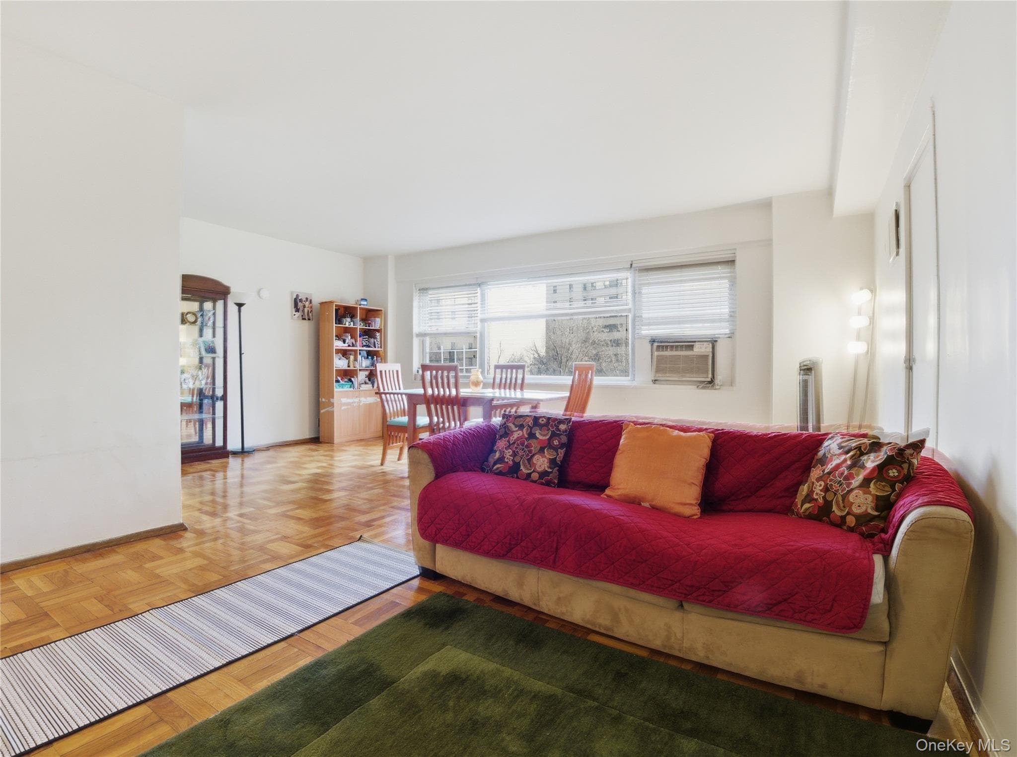 4 Fordham Hill Oval Unit: 8G thumbnail 6