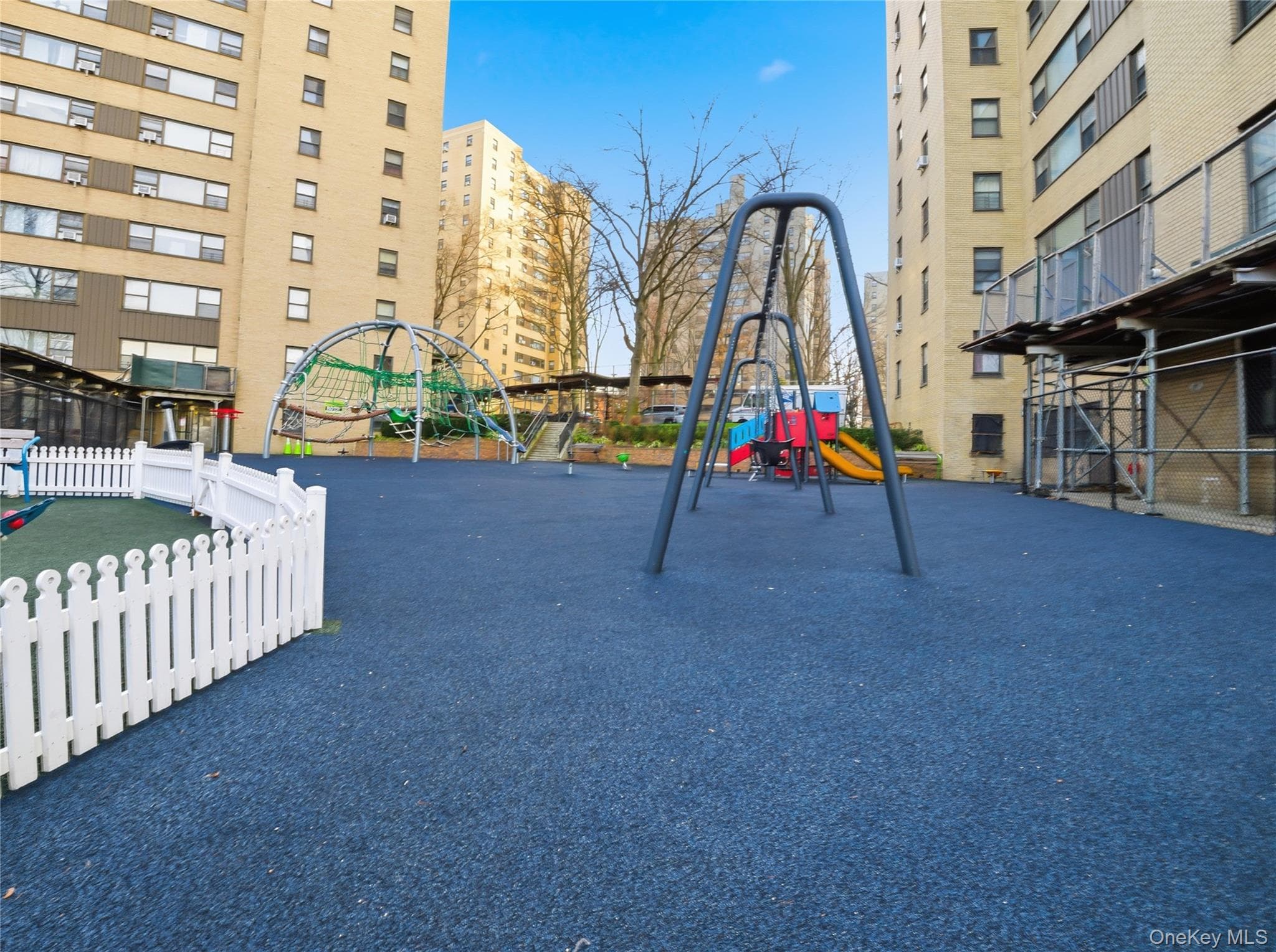 4 Fordham Hill Oval Unit: 8G thumbnail 13