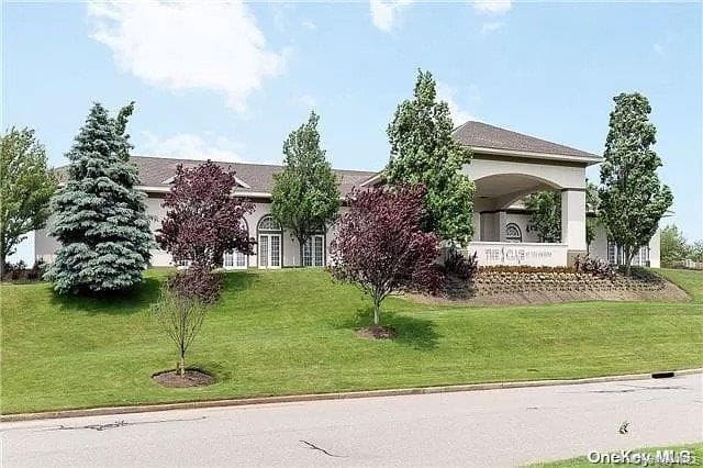 581 Verona Drive thumbnail 23